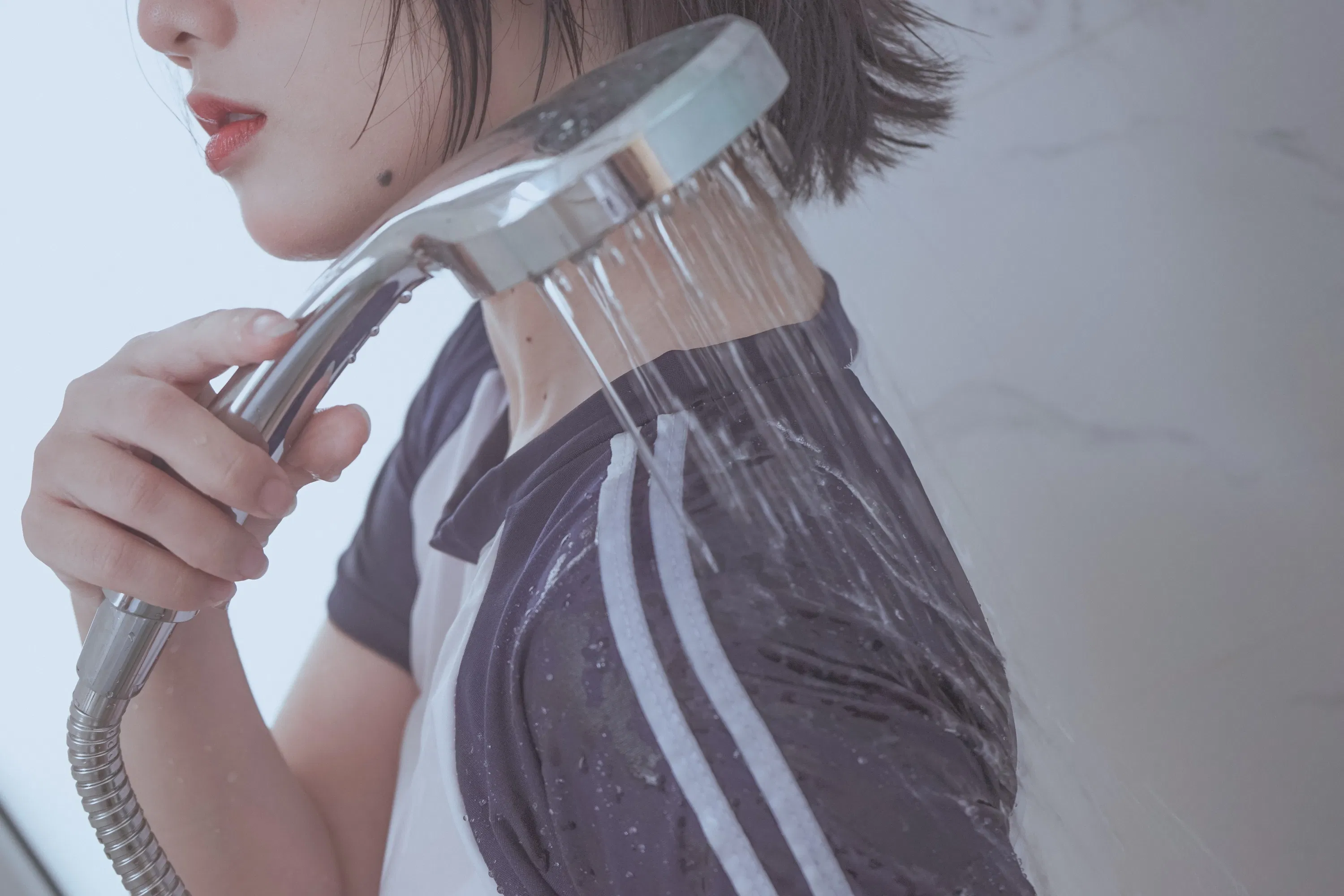 [Cosplay] Messie Huang - Bathing