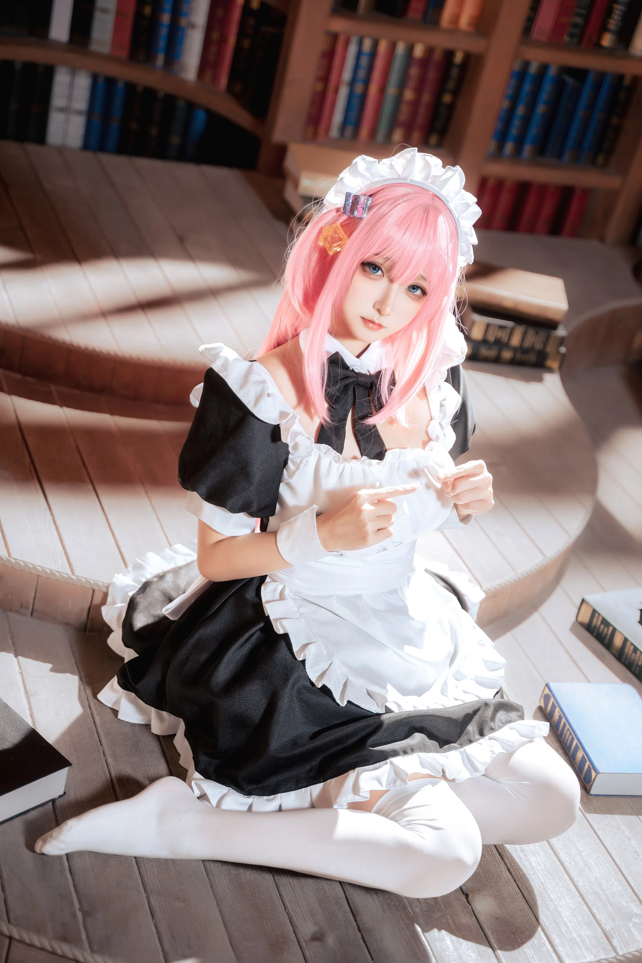 [Cosplay] Seya-狮砸 - 孤独摇滚 后藤一里 女仆