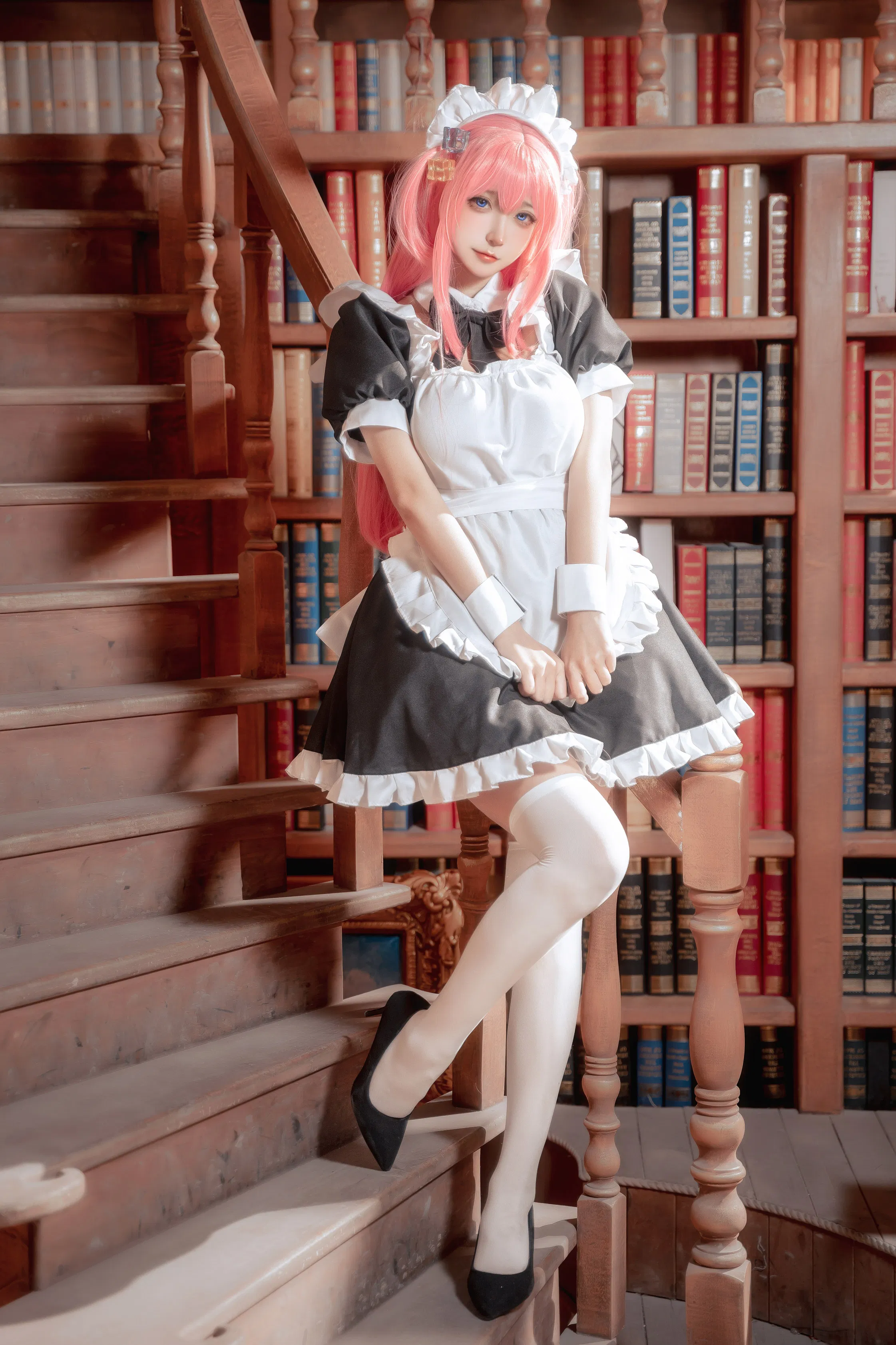 [Cosplay] Seya-狮砸 - 孤独摇滚 后藤一里 女仆
