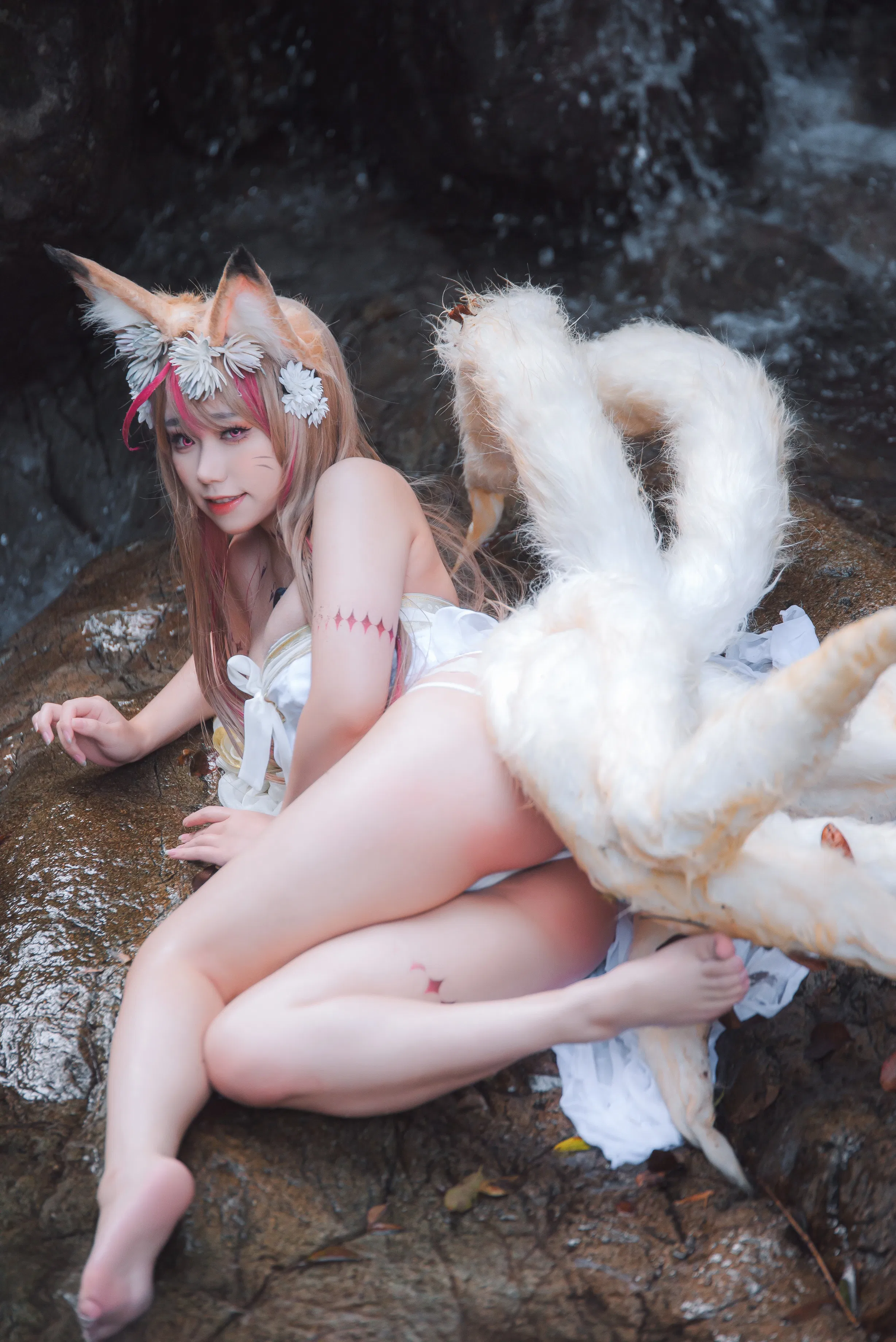 [Cosplay] Yibeibuchi 一北亦北 - Tamamo-mae Raw Hide 玉藻前原皮
