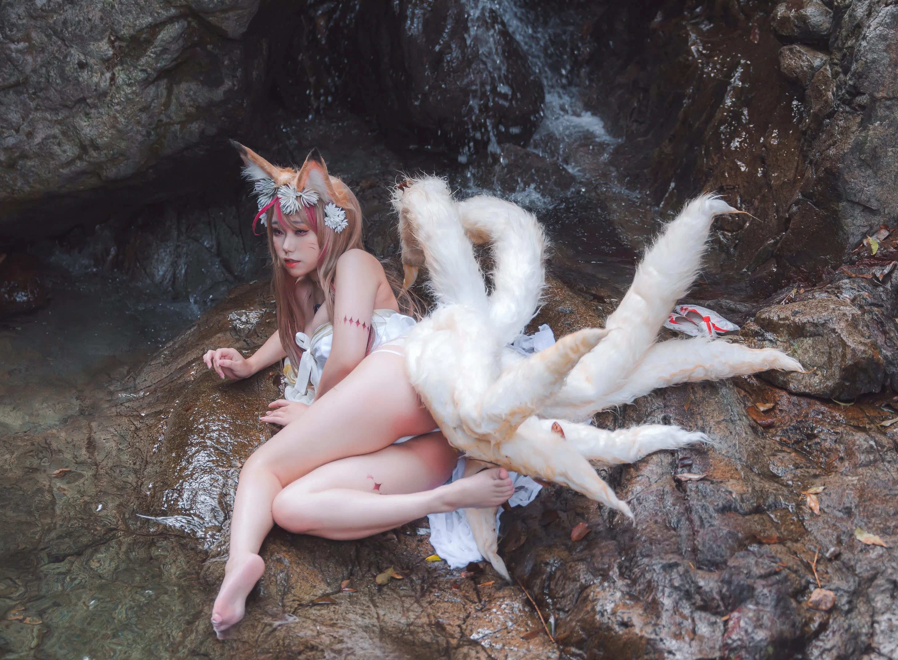 [Cosplay] Yibeibuchi 一北亦北 - Tamamo-mae Raw Hide 玉藻前原皮