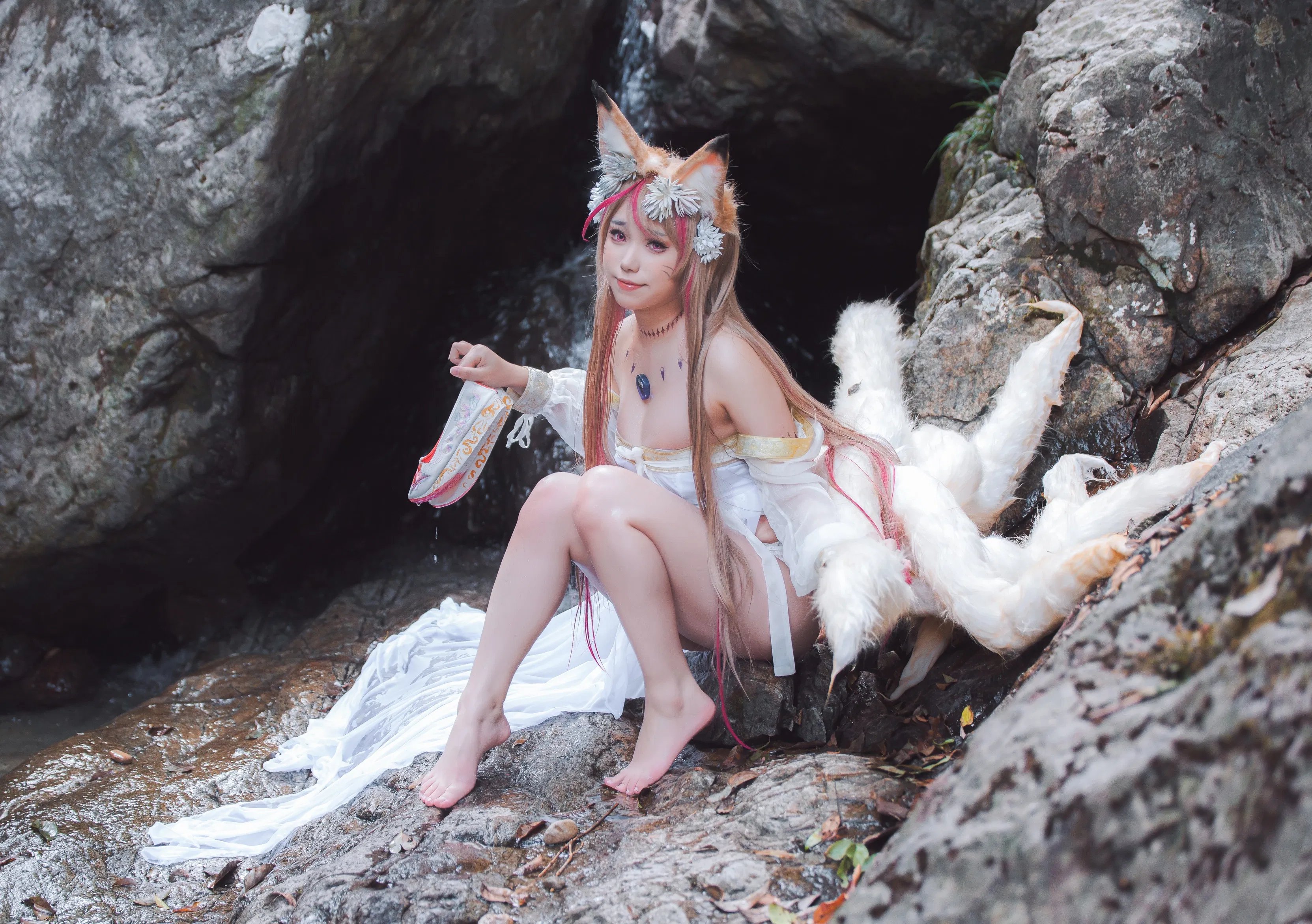 [Cosplay] Yibeibuchi 一北亦北 - Tamamo-mae Raw Hide 玉藻前原皮