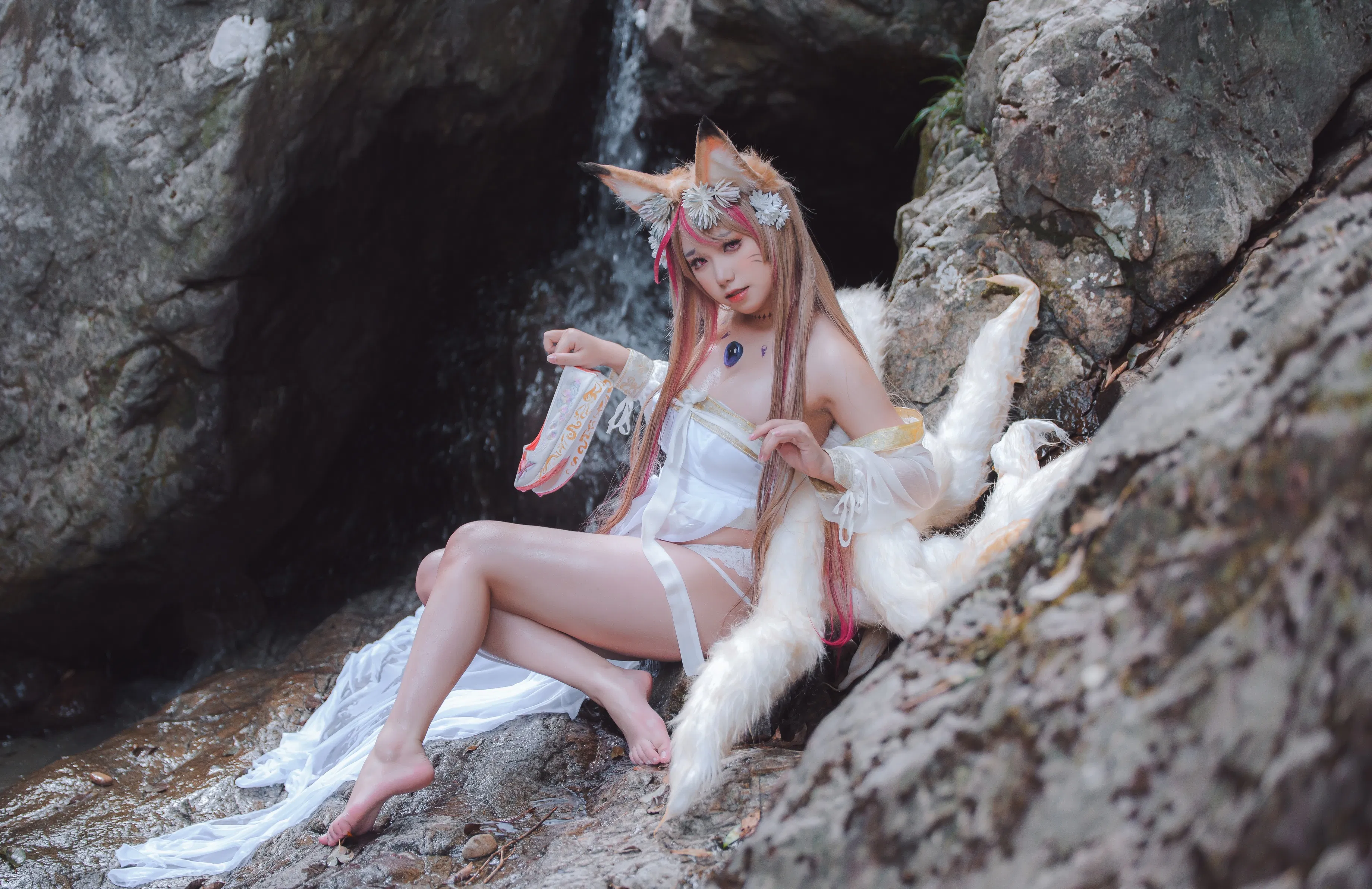 [Cosplay] Yibeibuchi 一北亦北 - Tamamo-mae Raw Hide 玉藻前原皮