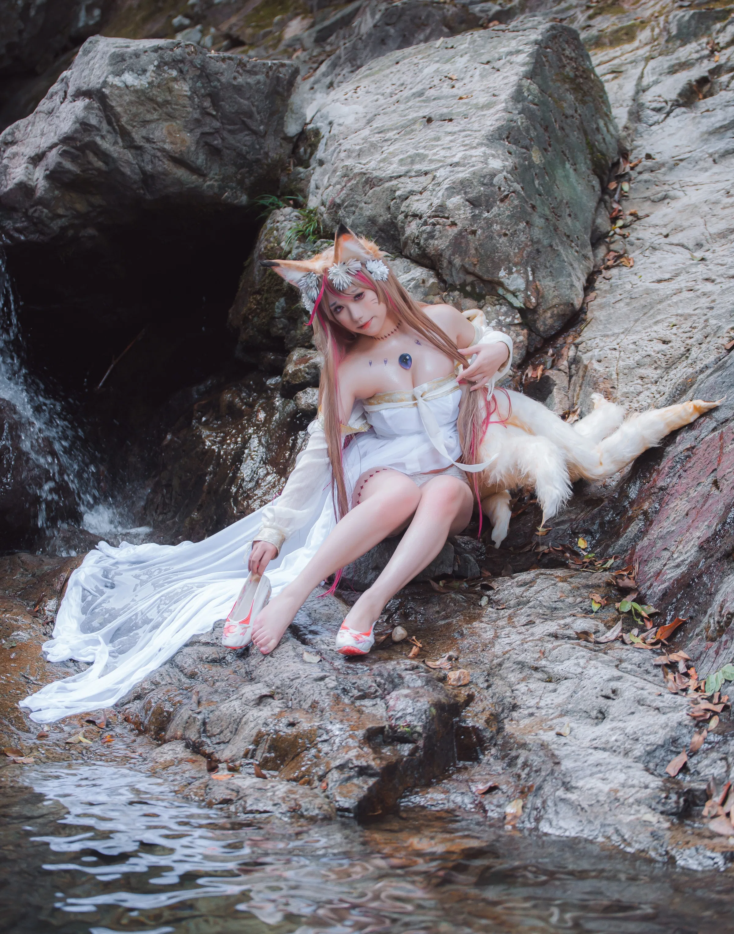 [Cosplay] Yibeibuchi 一北亦北 - Tamamo-mae Raw Hide 玉藻前原皮
