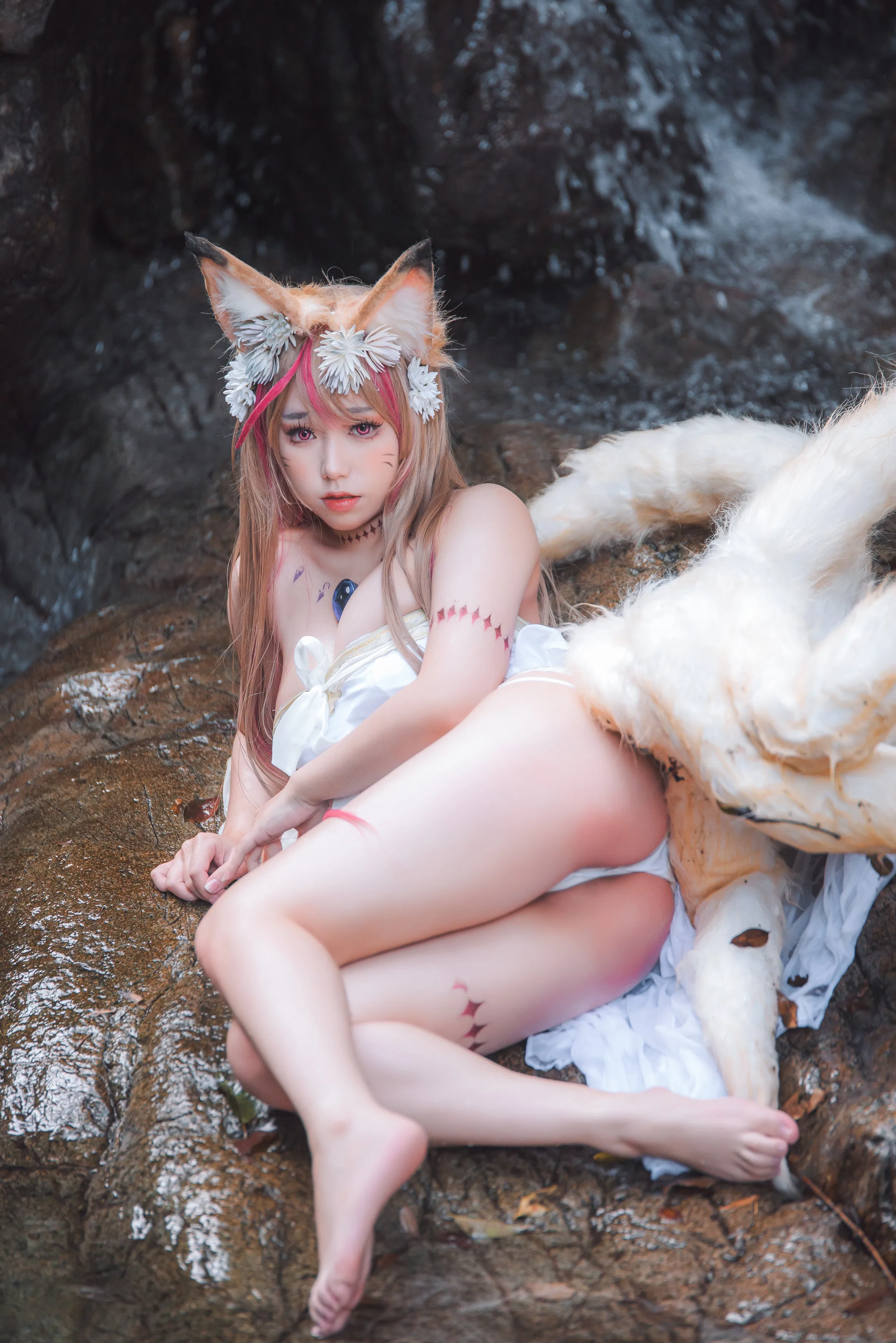 [Cosplay] Yibeibuchi 一北亦北 - Tamamo-mae Raw Hide 玉藻前原皮