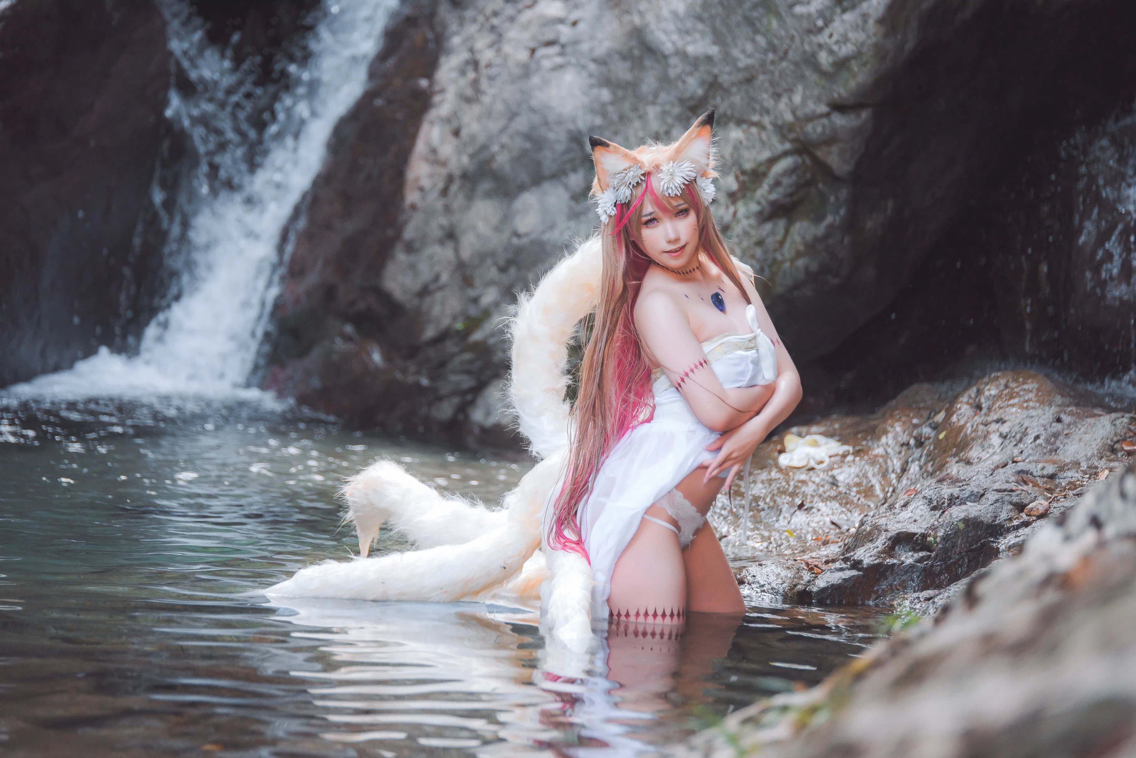 [Cosplay] Yibeibuchi 一北亦北 - Tamamo-mae Raw Hide 玉藻前原皮