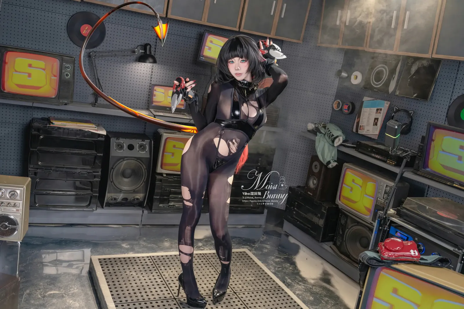 [Cosplay] Yiko湿润兔 25.05月 简 杜 Mr.TAXI