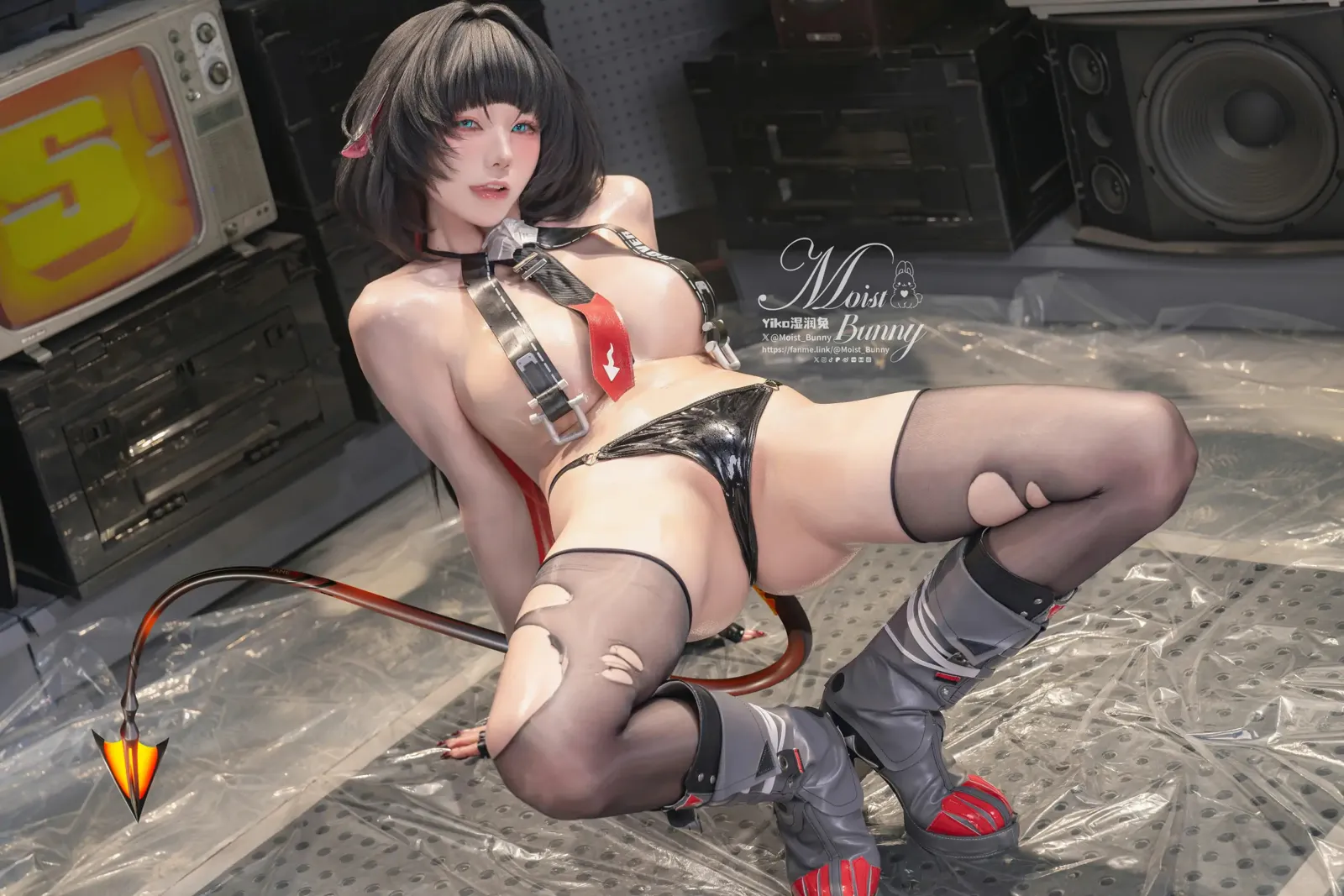 [Cosplay] Yiko湿润兔 25.05月 简 杜 Mr.TAXI