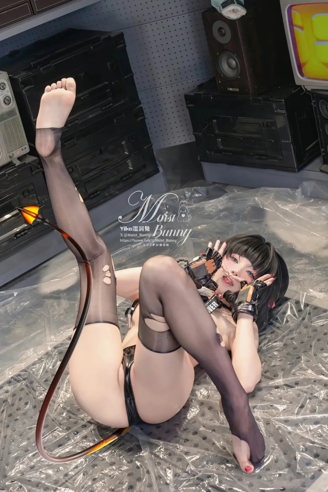 [Cosplay] Yiko湿润兔 25.05月 简 杜 Mr.TAXI