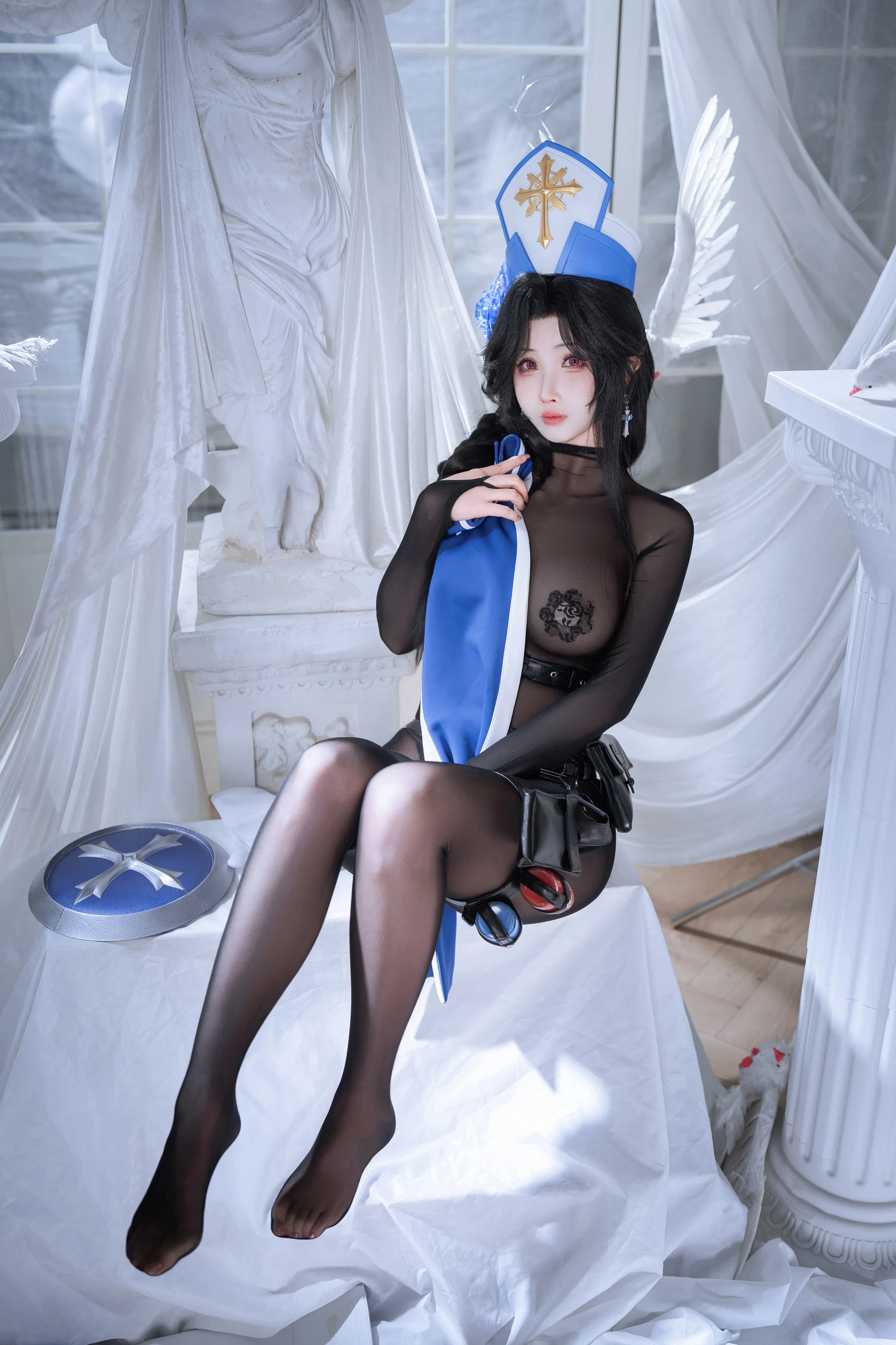 [Cosplay] rioko凉凉子 - Nikke胜利女神 梅登冰玫瑰