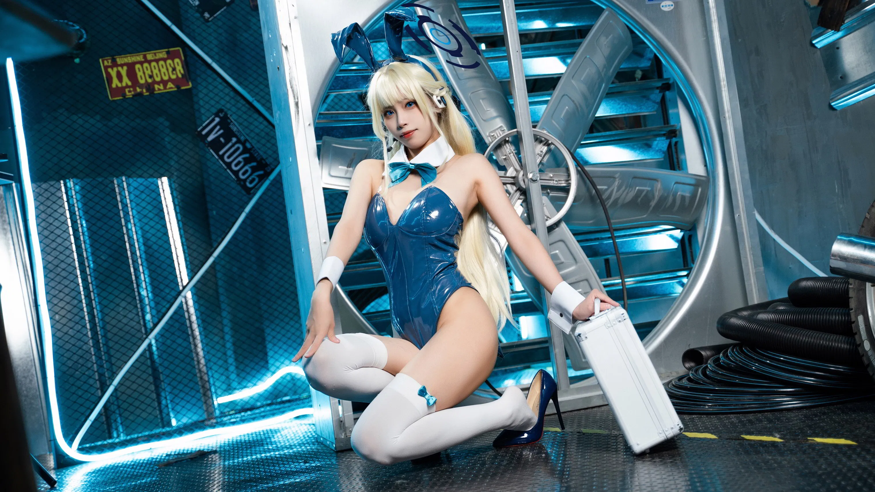 [Cosplay] 三無人型 - 蔚蓝档案 飞鸟马时兔女郎