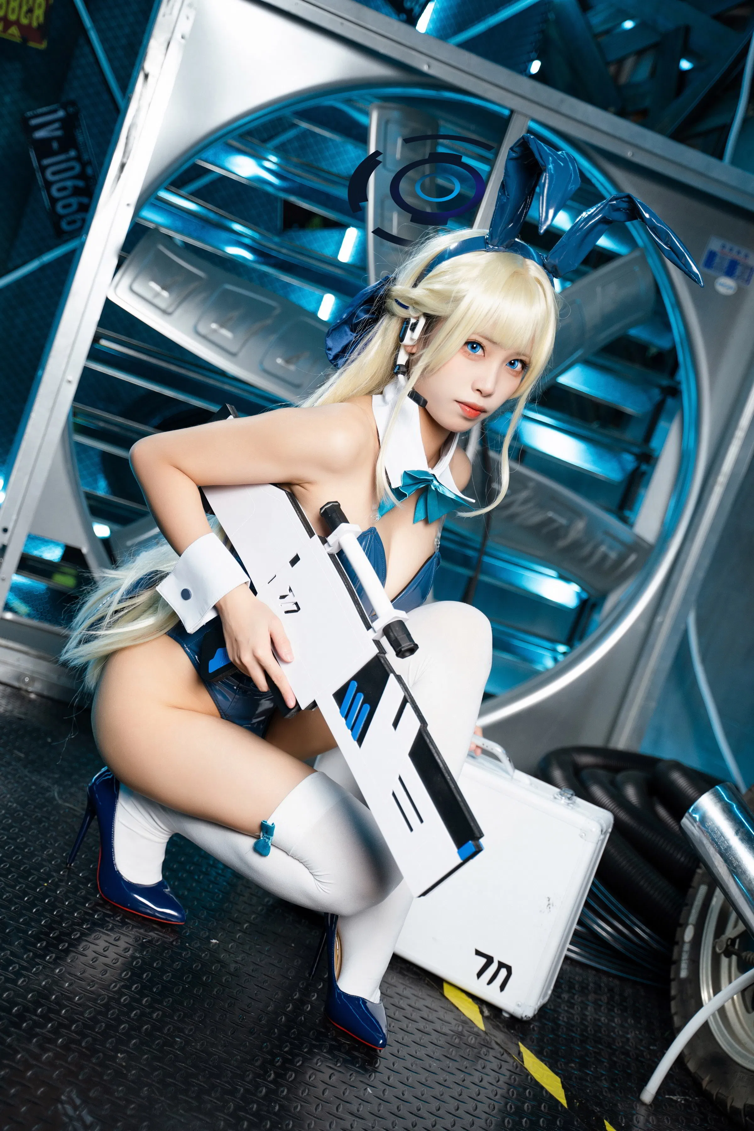 [Cosplay] 三無人型 - 蔚蓝档案 飞鸟马时兔女郎