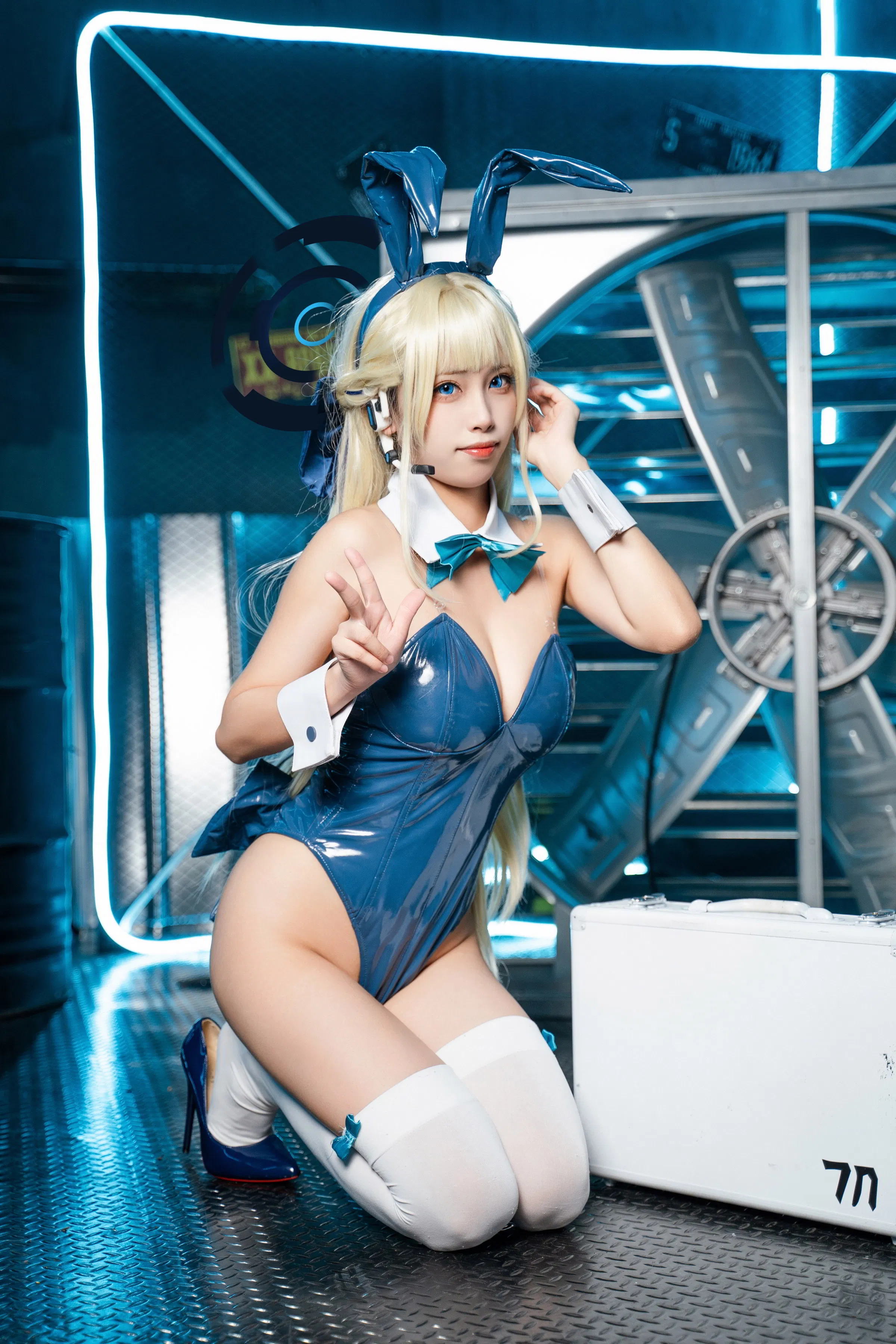 [Cosplay] 三無人型 - 蔚蓝档案 飞鸟马时兔女郎