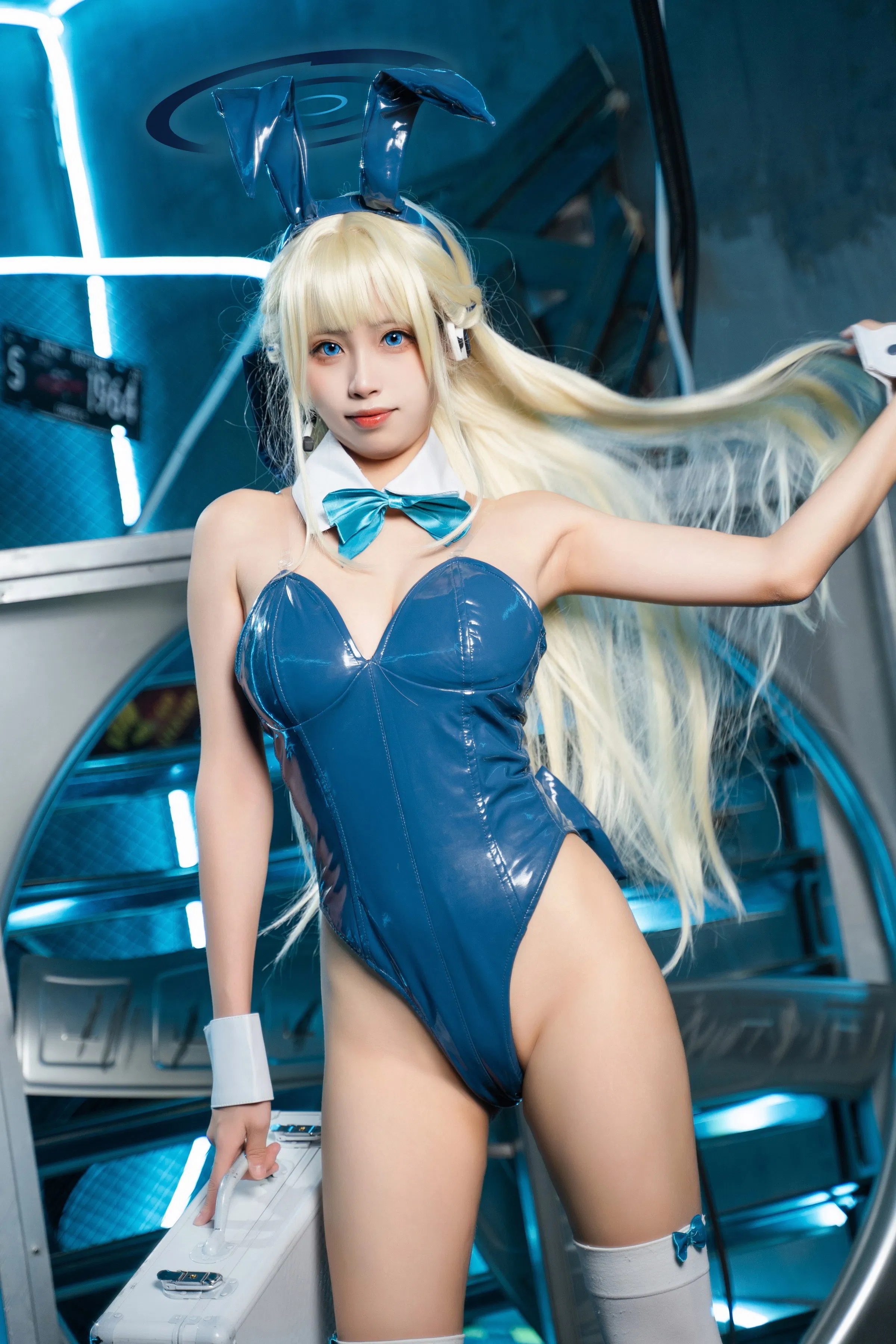 [Cosplay] 三無人型 - 蔚蓝档案 飞鸟马时兔女郎