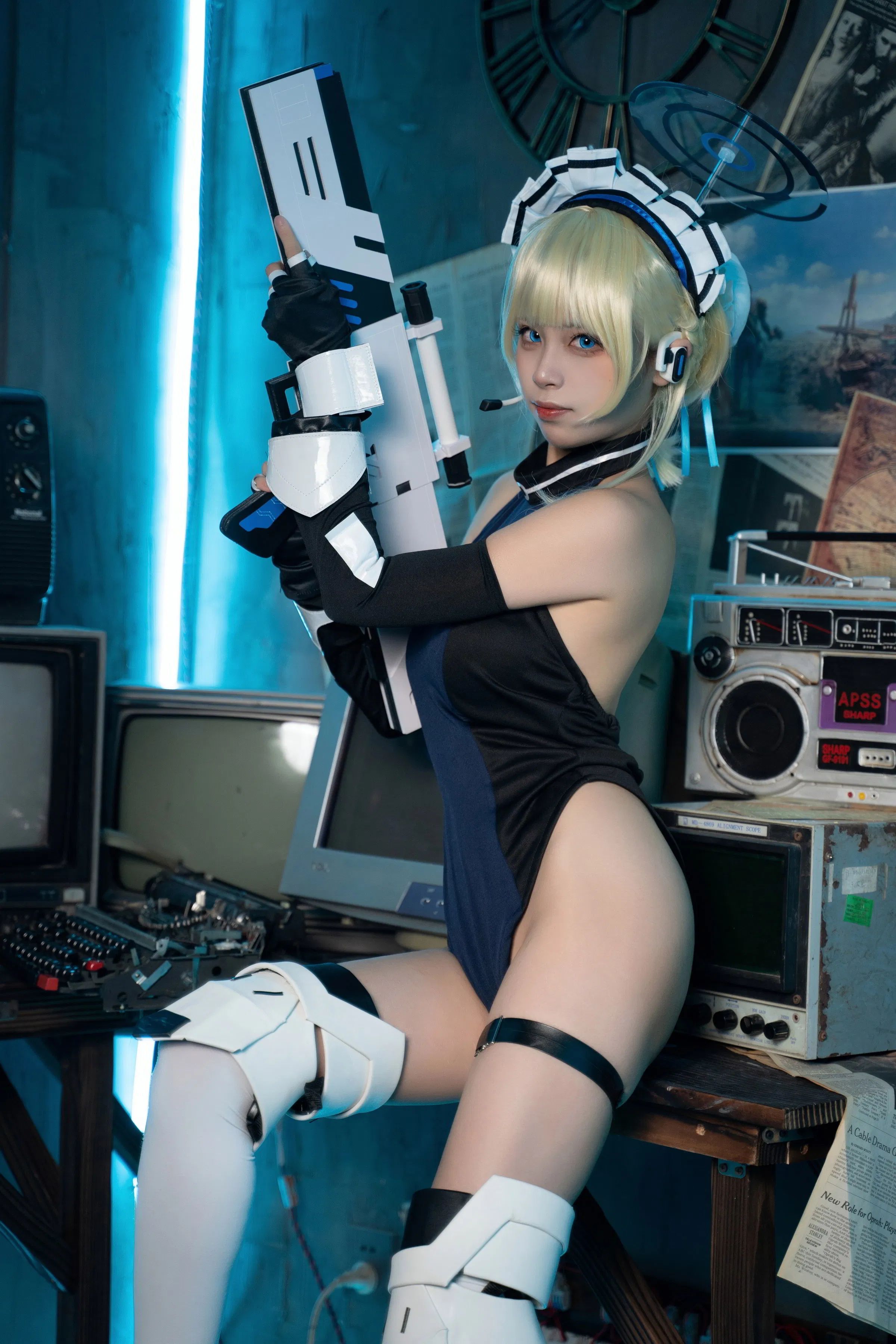 [Cosplay] 三無人型 - 蔚蓝档案 飞鸟马时兔女郎