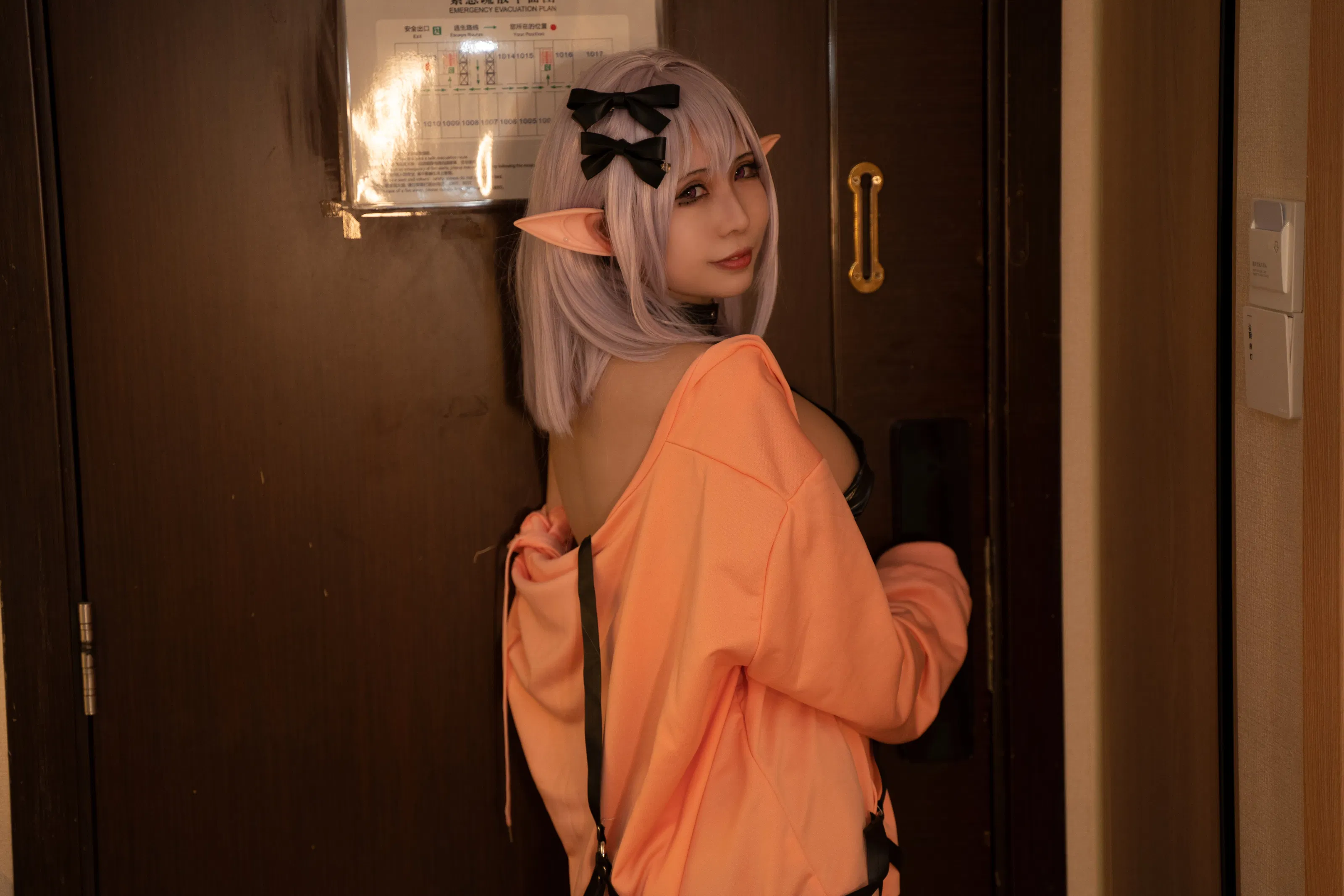 [Cosplay] 上杉绘梨落 - 地雷系精灵露娜