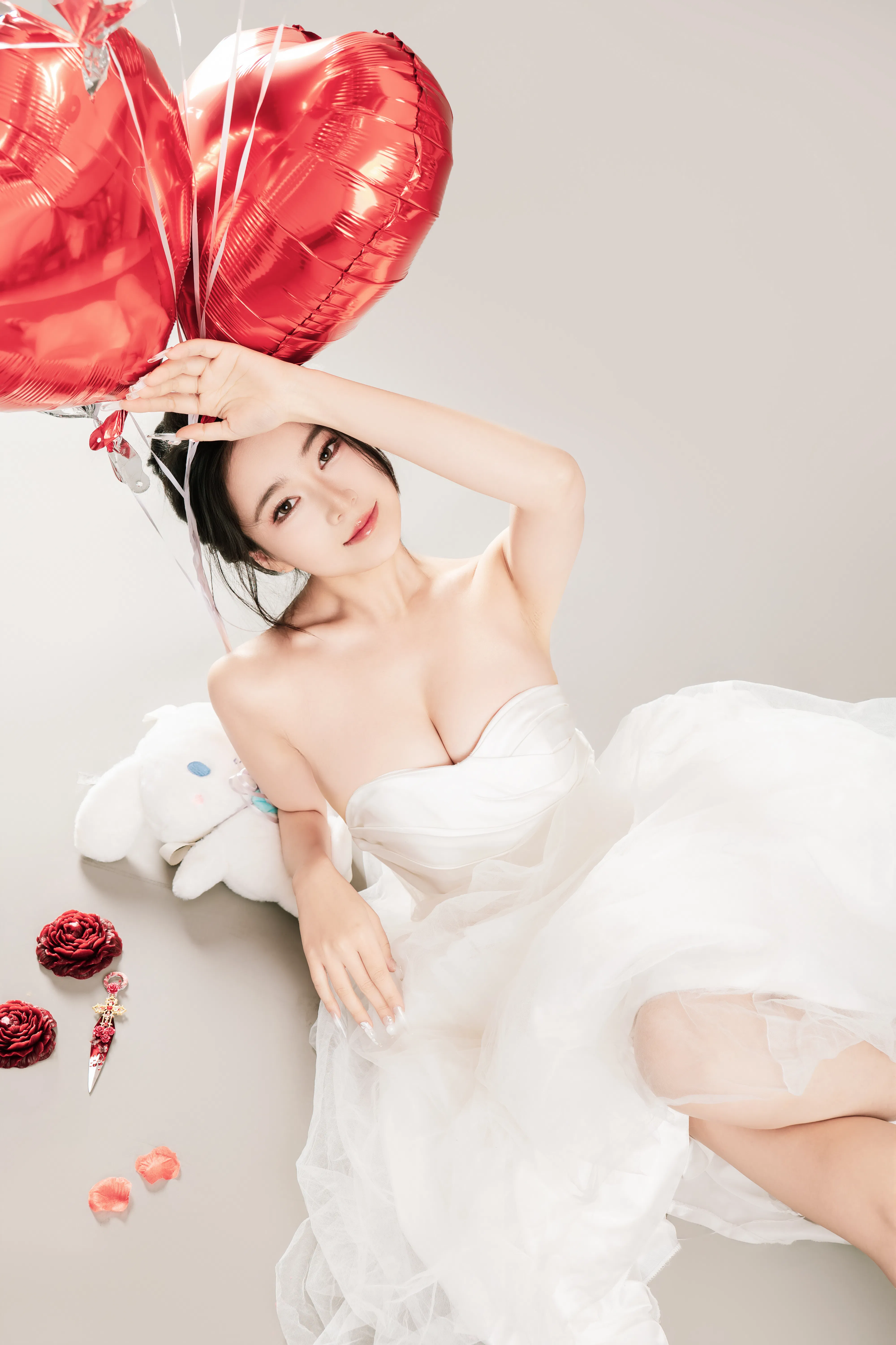 [Cosplay] 年年 - LOVE 情人节特别篇