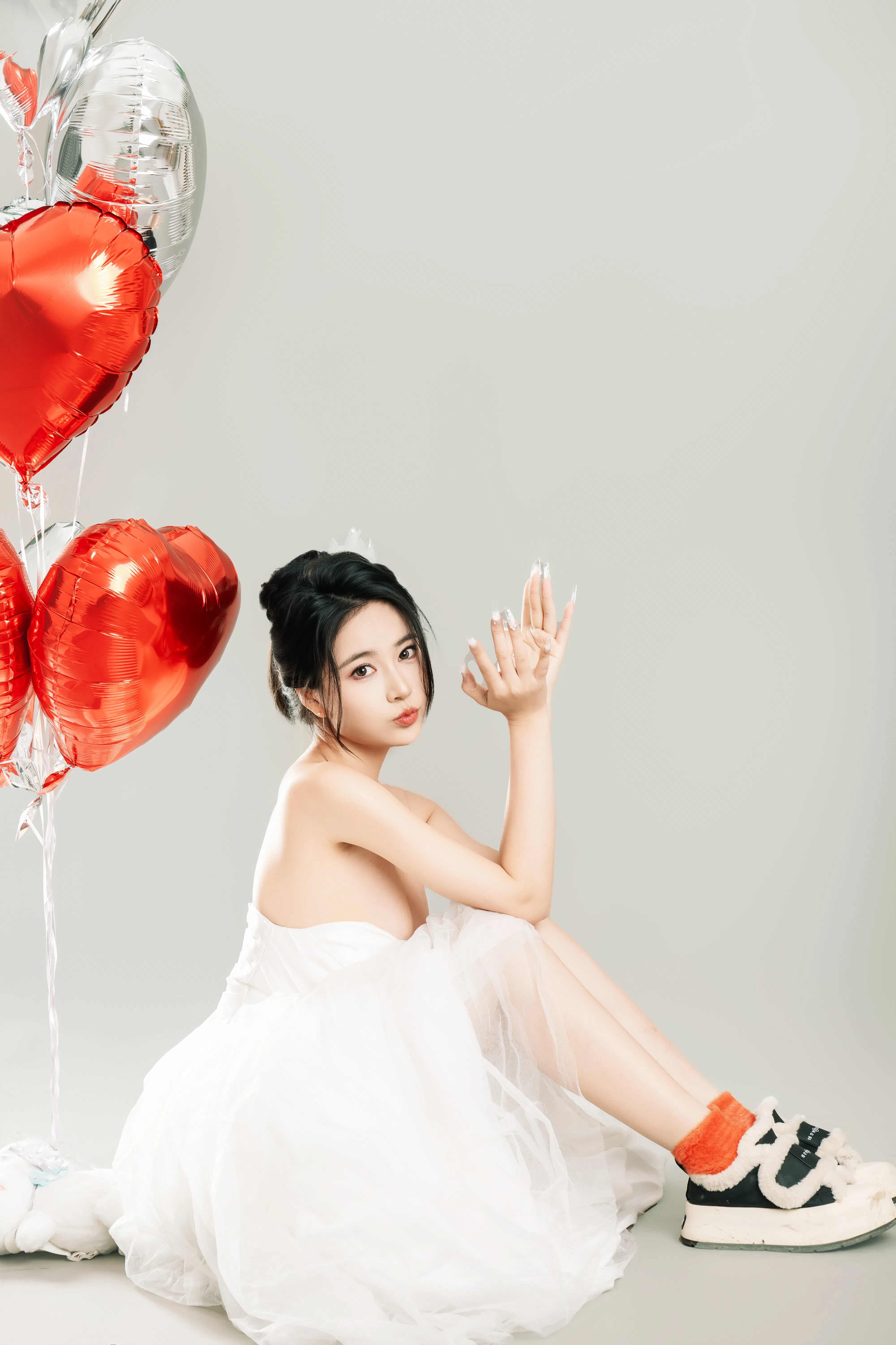 [Cosplay] 年年 - LOVE 情人节特别篇