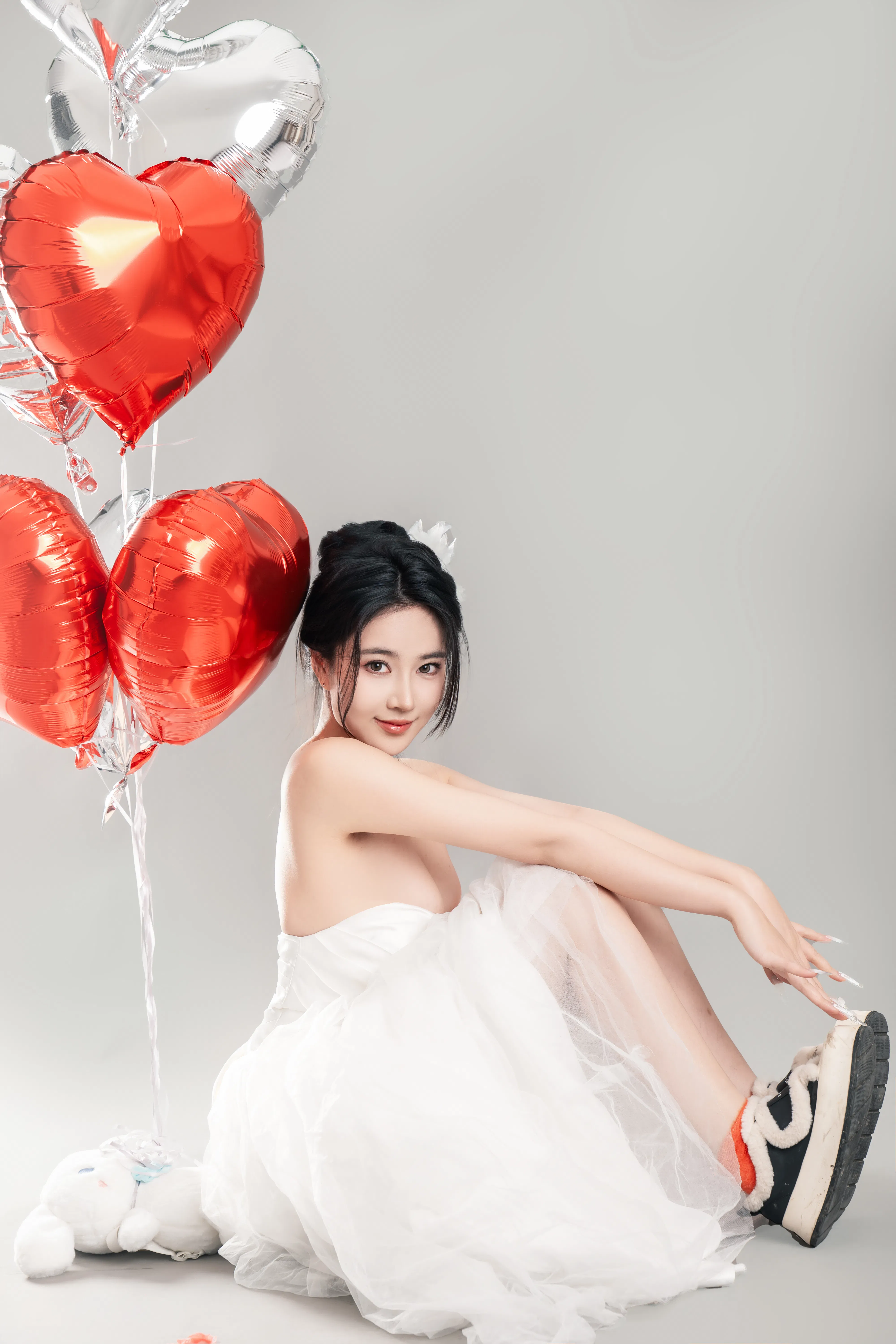 [Cosplay] 年年 - LOVE 情人节特别篇