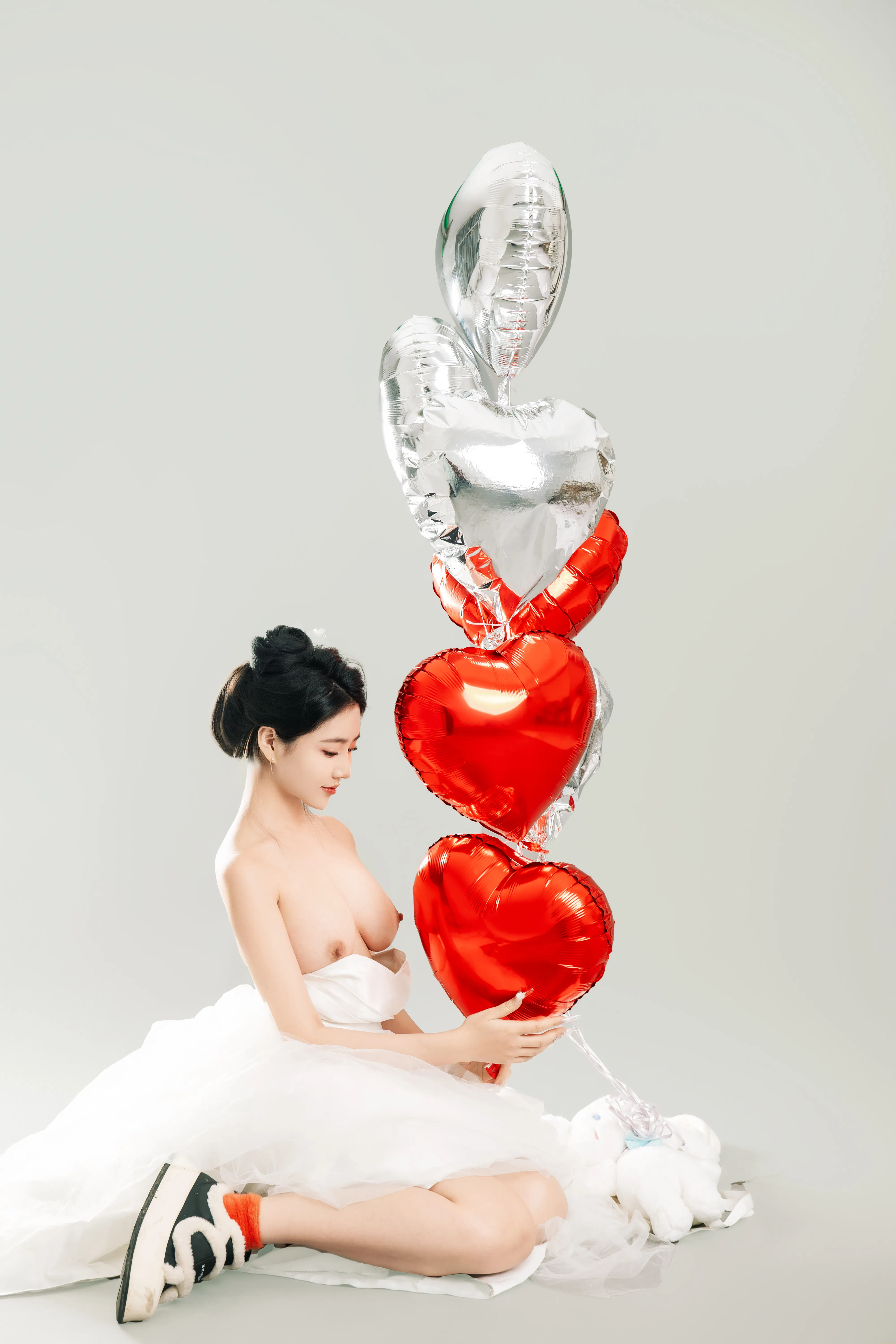 [Cosplay] 年年 - LOVE 情人节特别篇