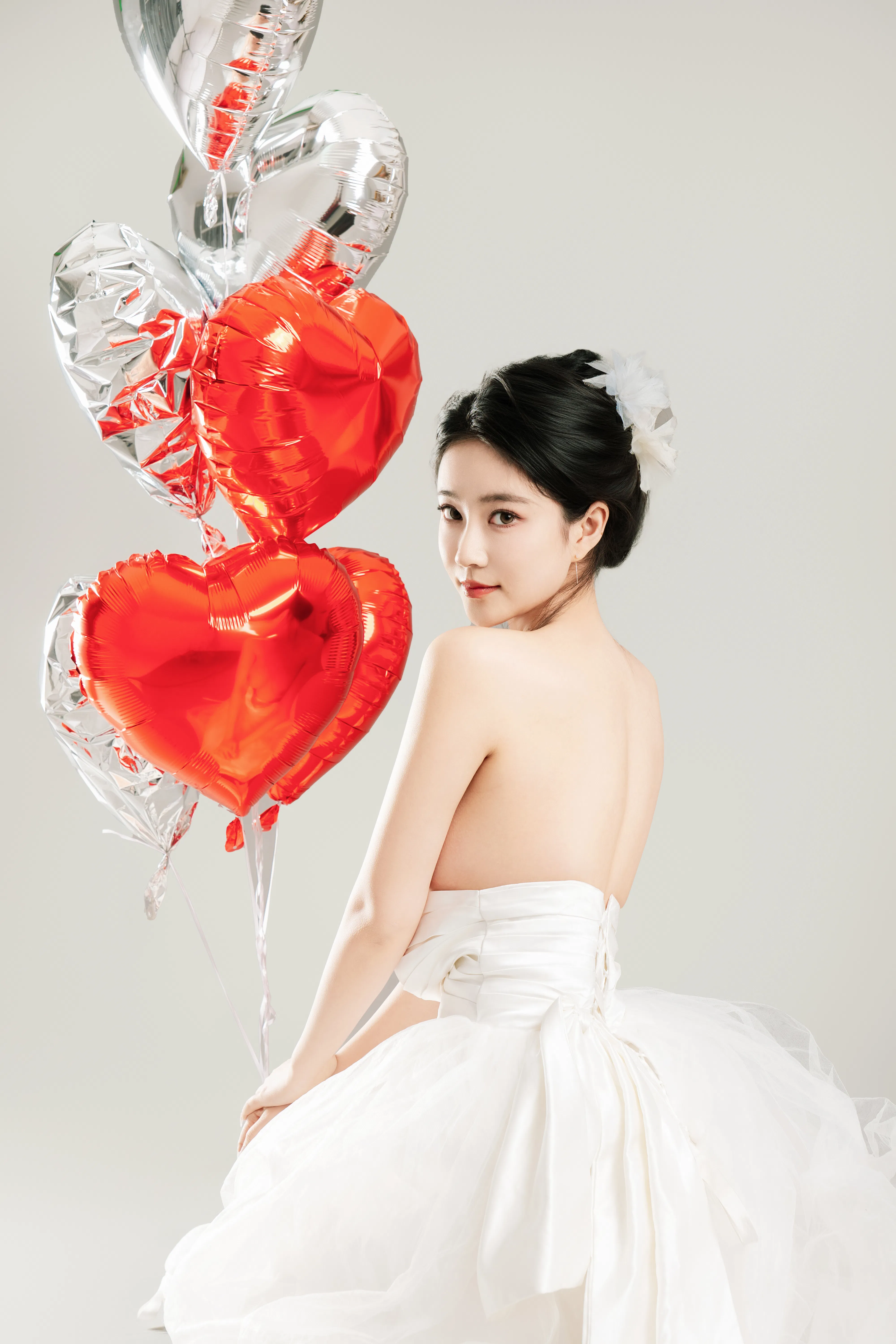 [Cosplay] 年年 - LOVE 情人节特别篇