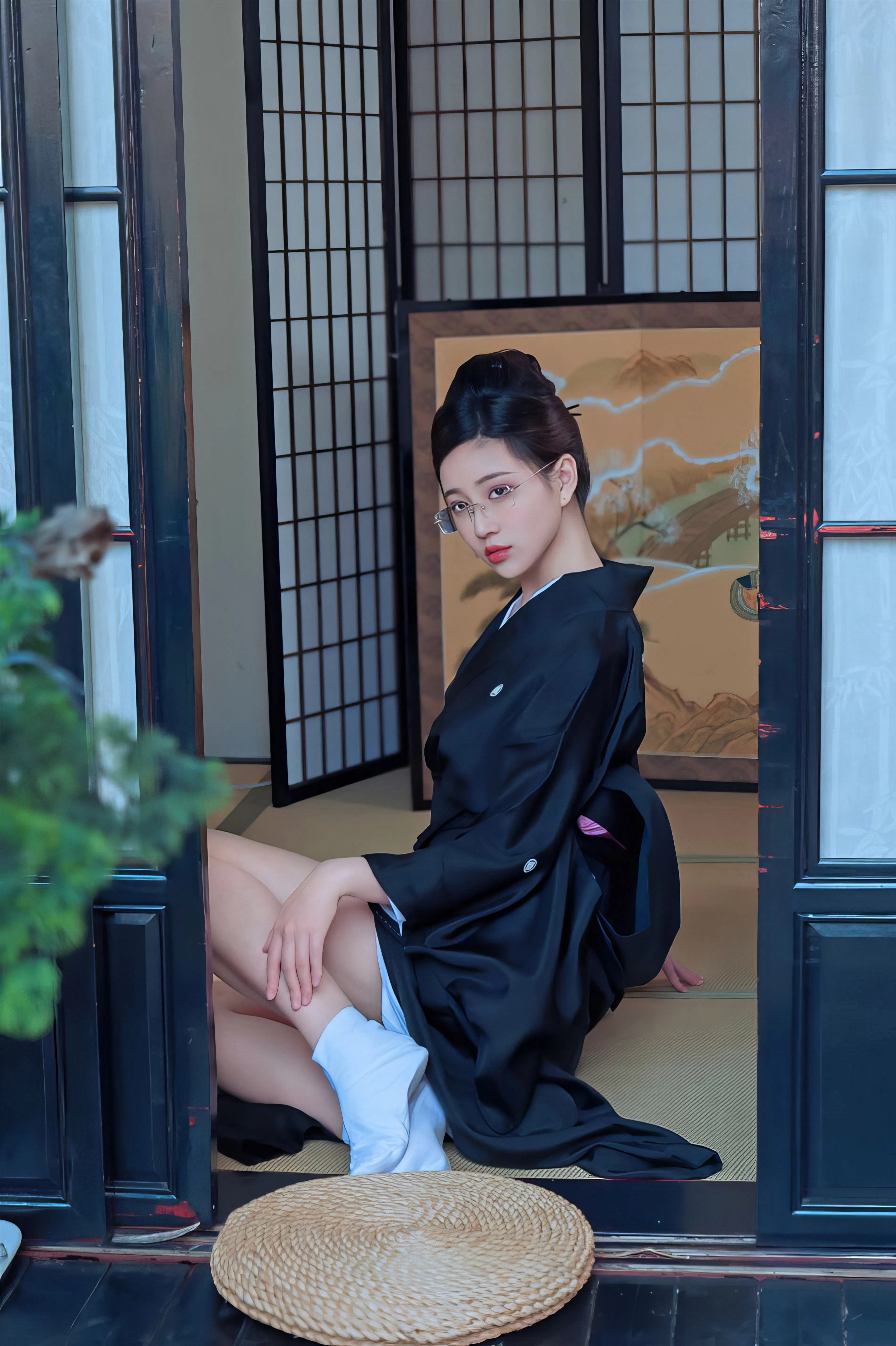 [Cosplay] 年年 - 未亡人