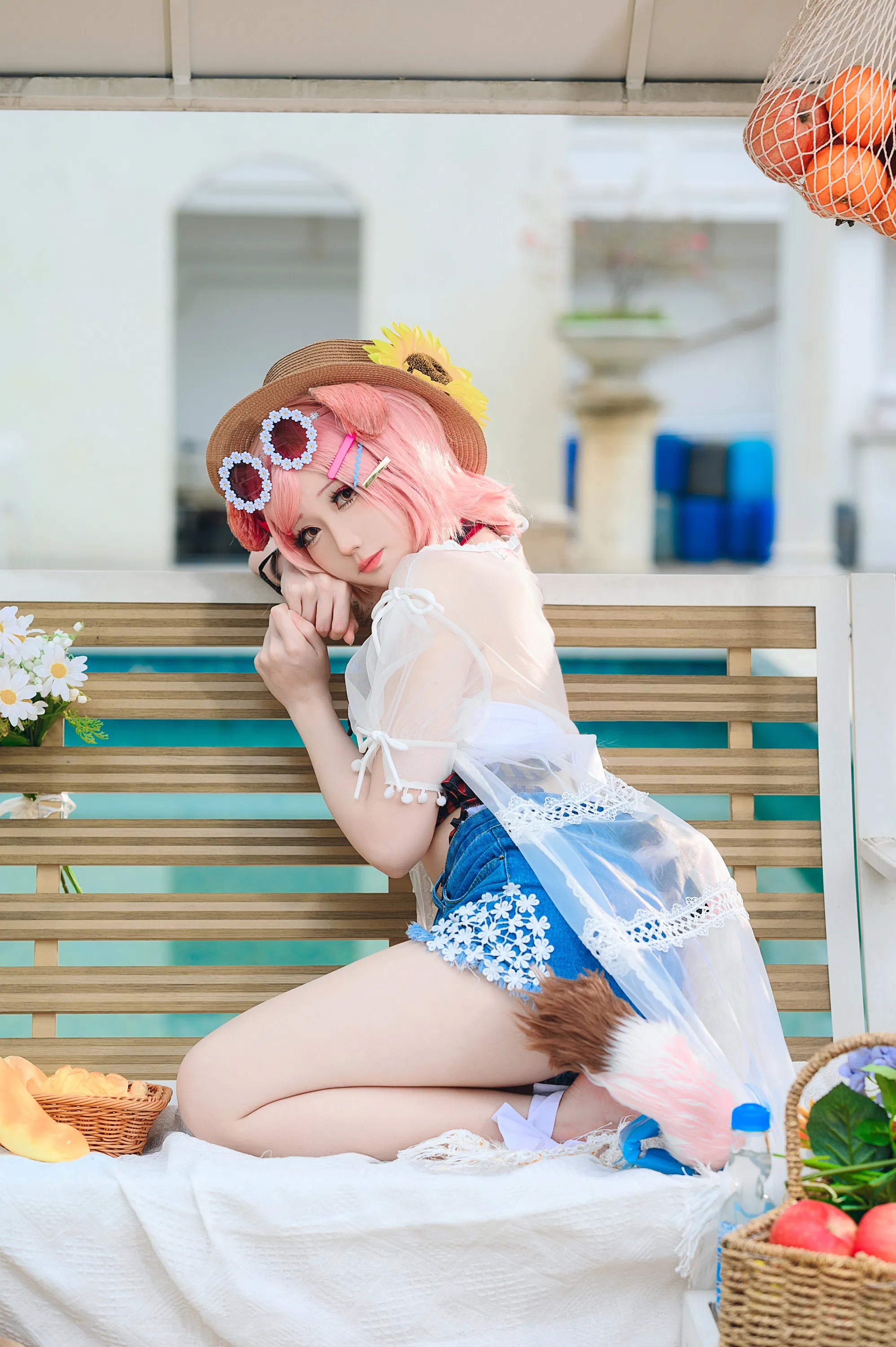 [Cosplay] 焖焖碳 - 明日方舟 澄闪泳装