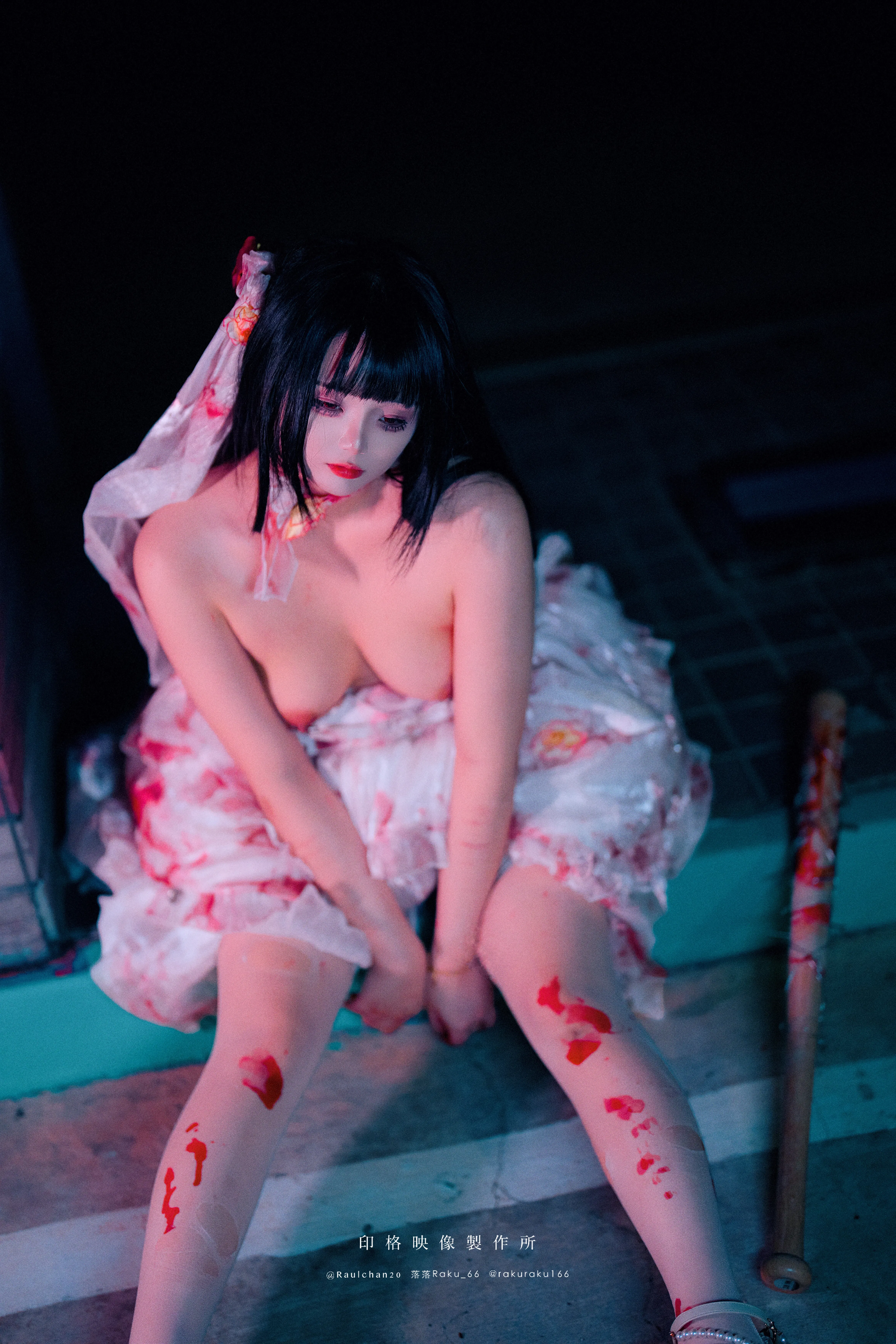 [Cosplay] 落落 – 孤独的玛丽 Lonely Mary
