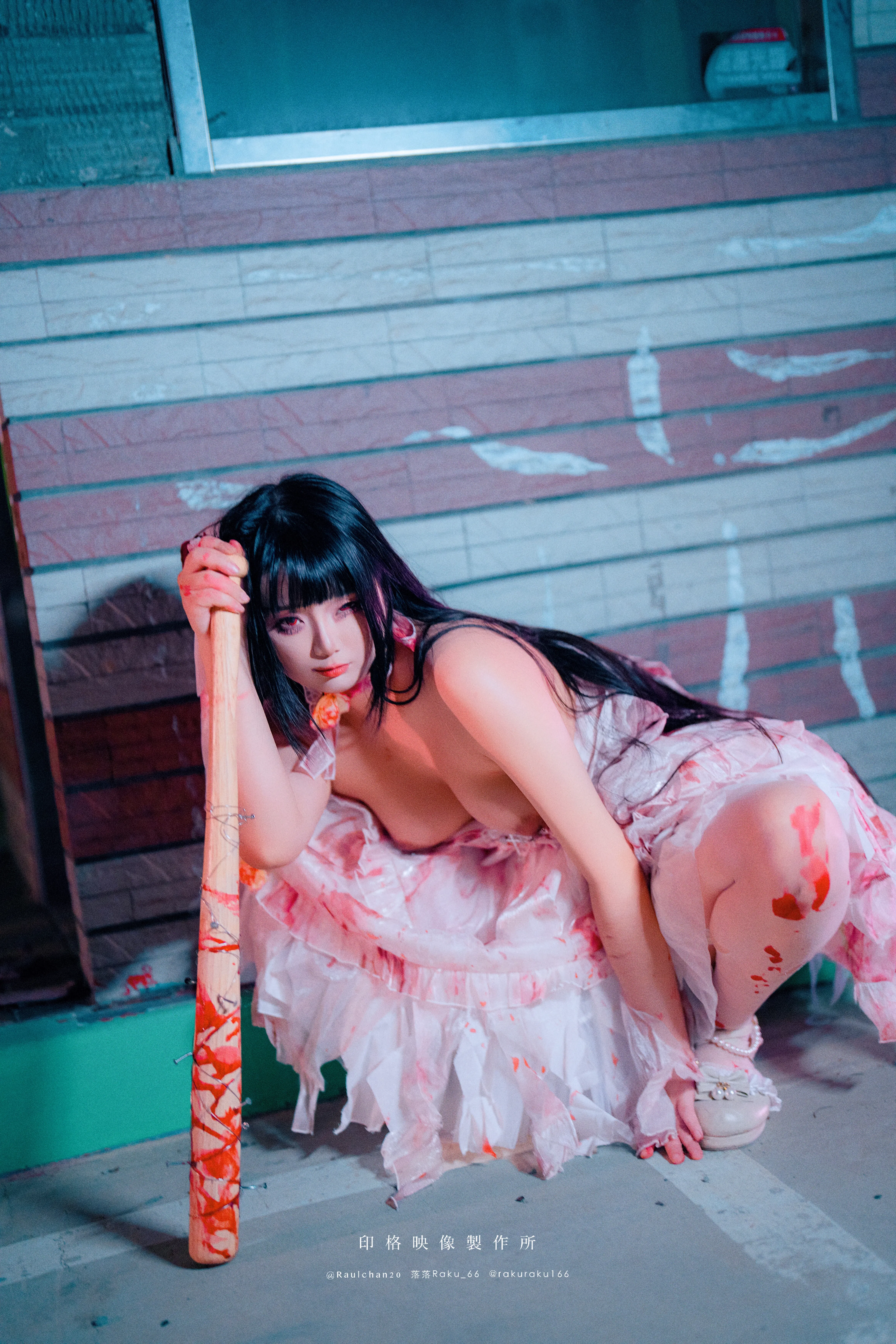 [Cosplay] 落落 – 孤独的玛丽 Lonely Mary
