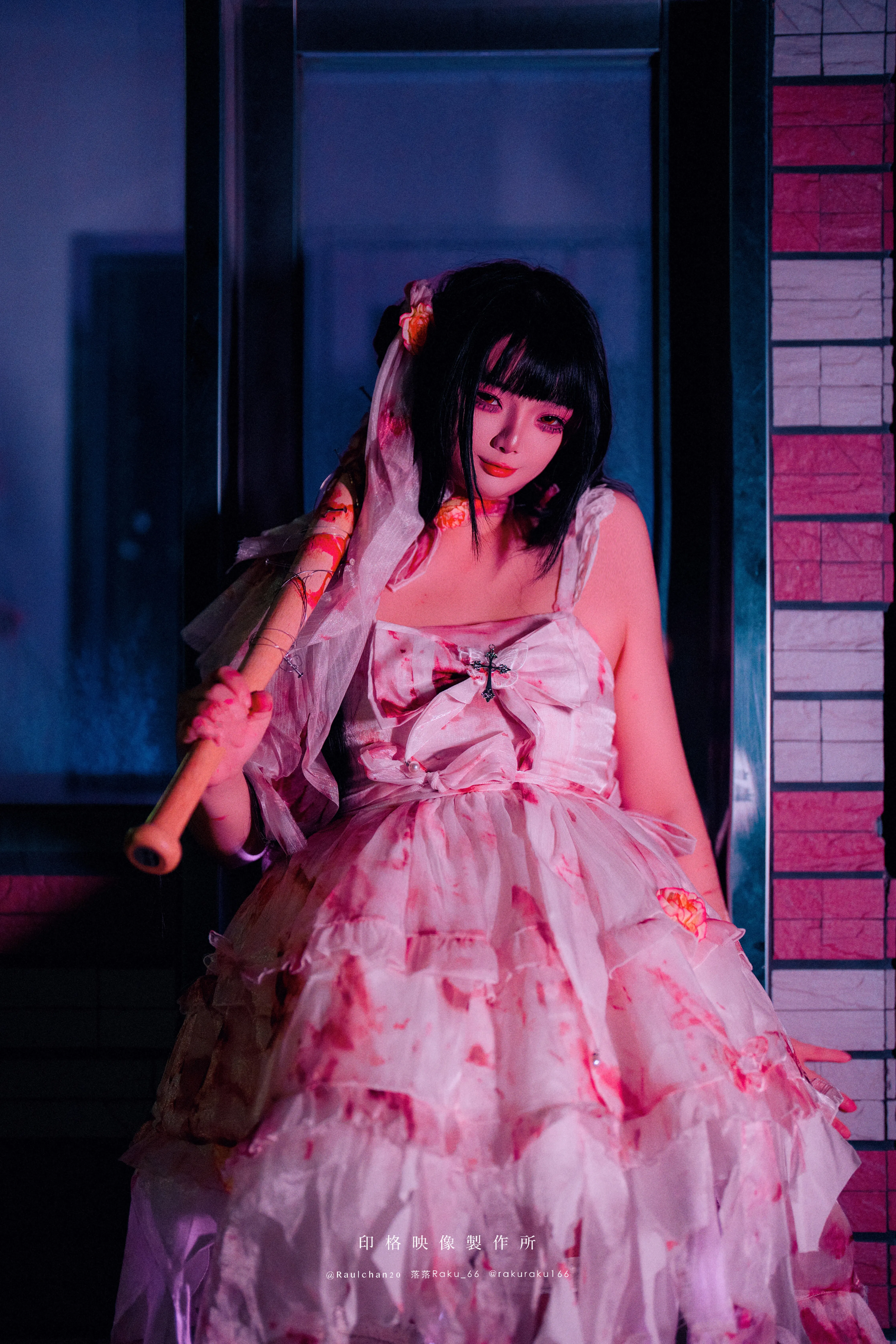 [Cosplay] 落落 – 孤独的玛丽 Lonely Mary