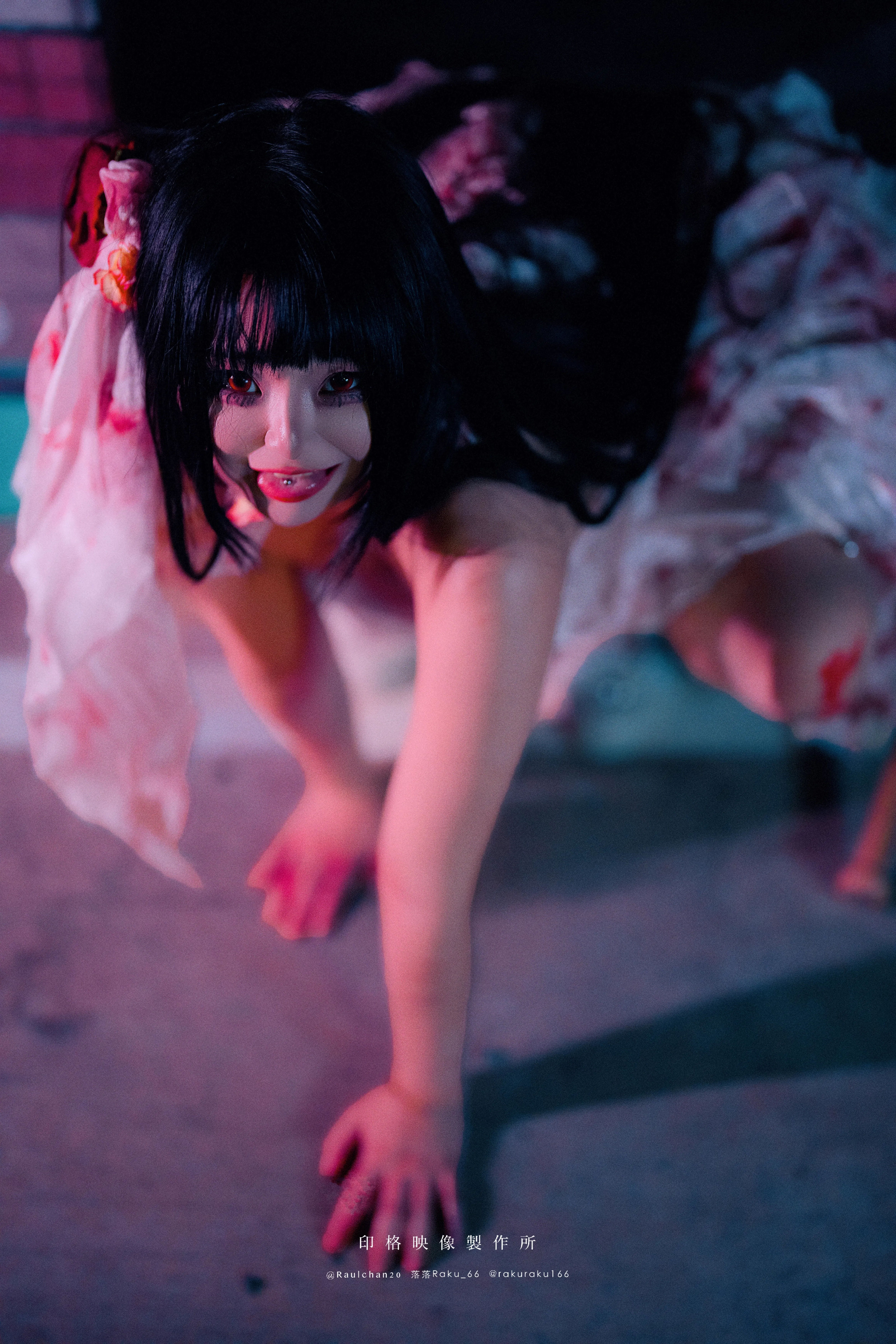 [Cosplay] 落落 – 孤独的玛丽 Lonely Mary