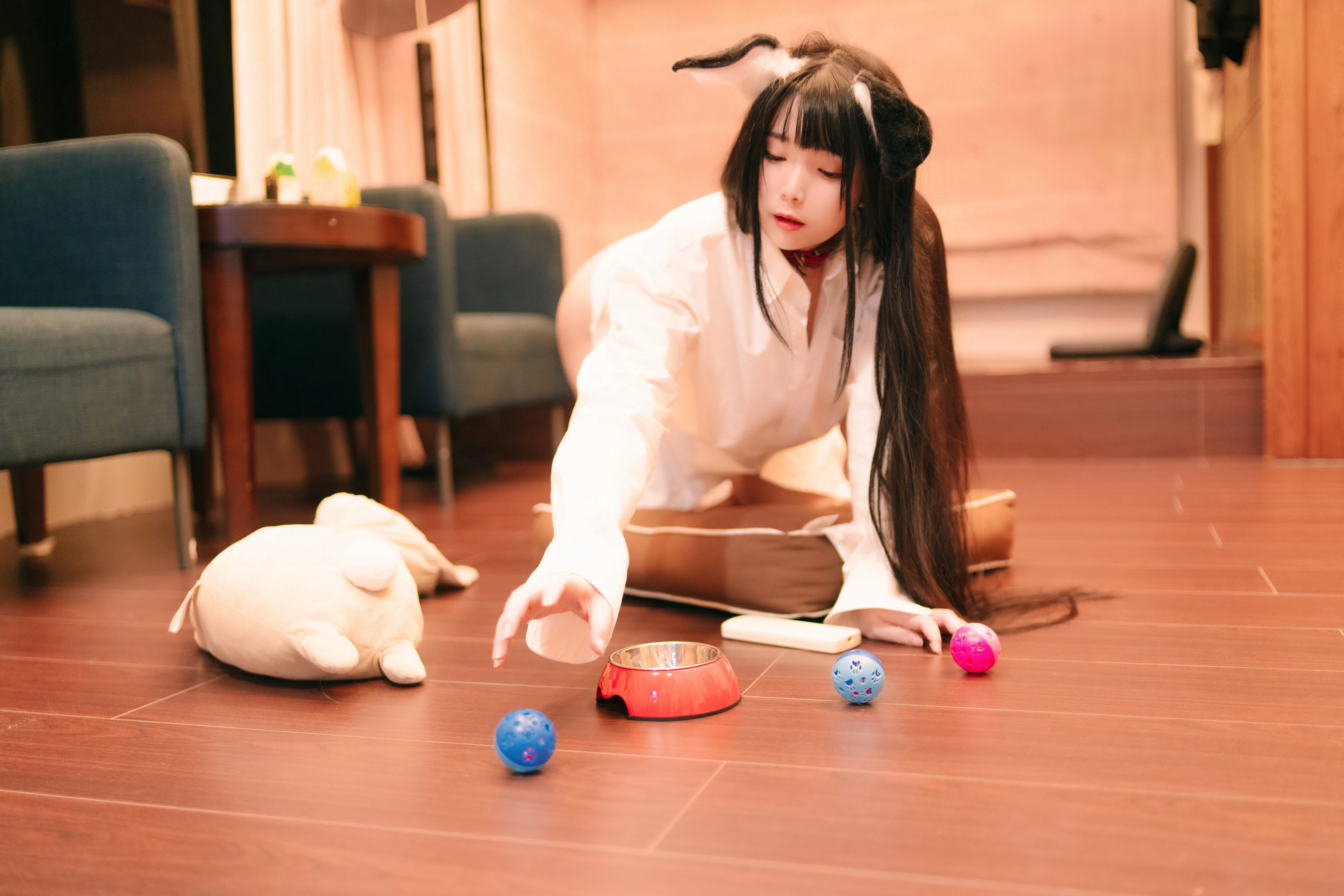 [Cosplay] 落落Raku – Your Puppy!