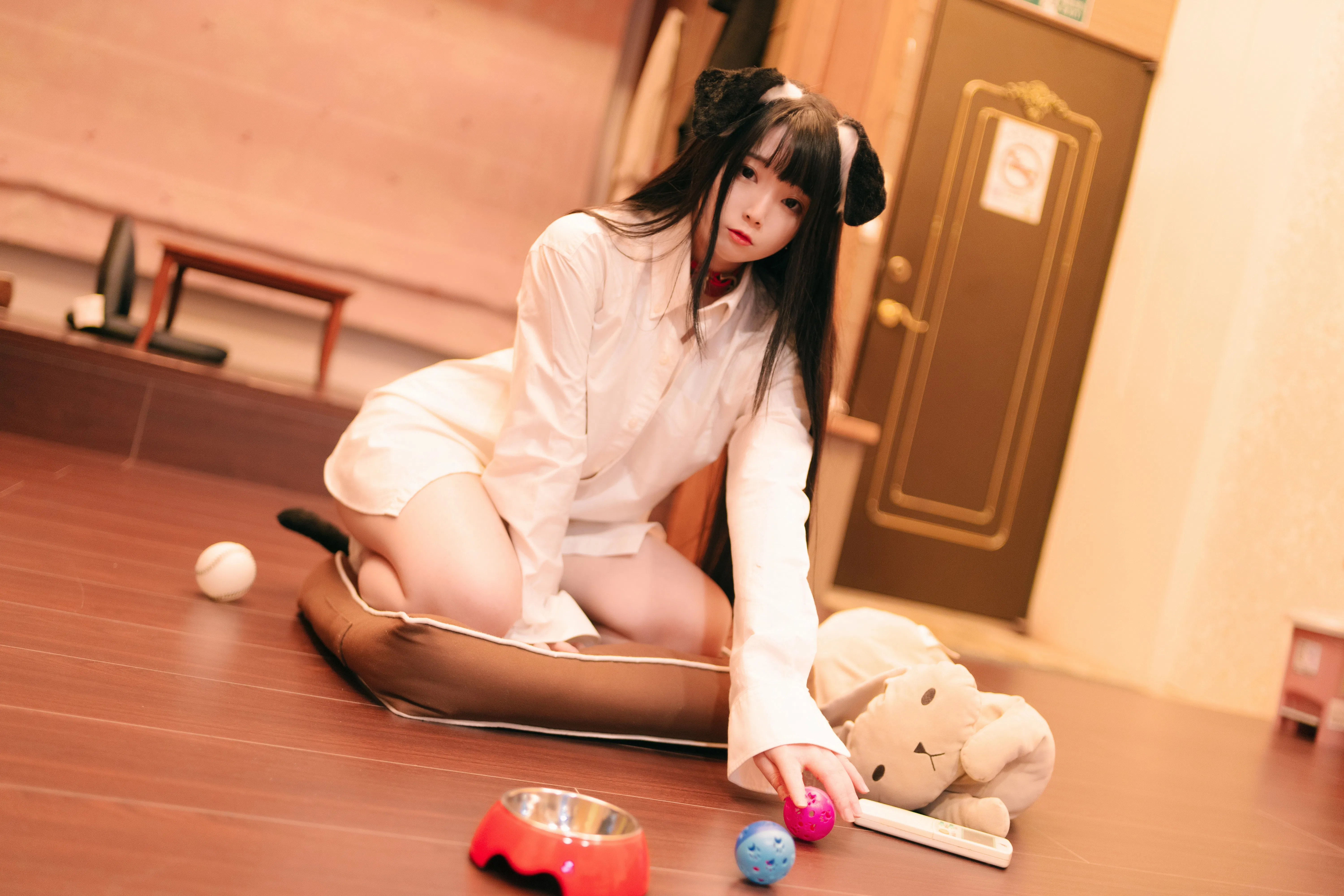 [Cosplay] 落落Raku – Your Puppy!