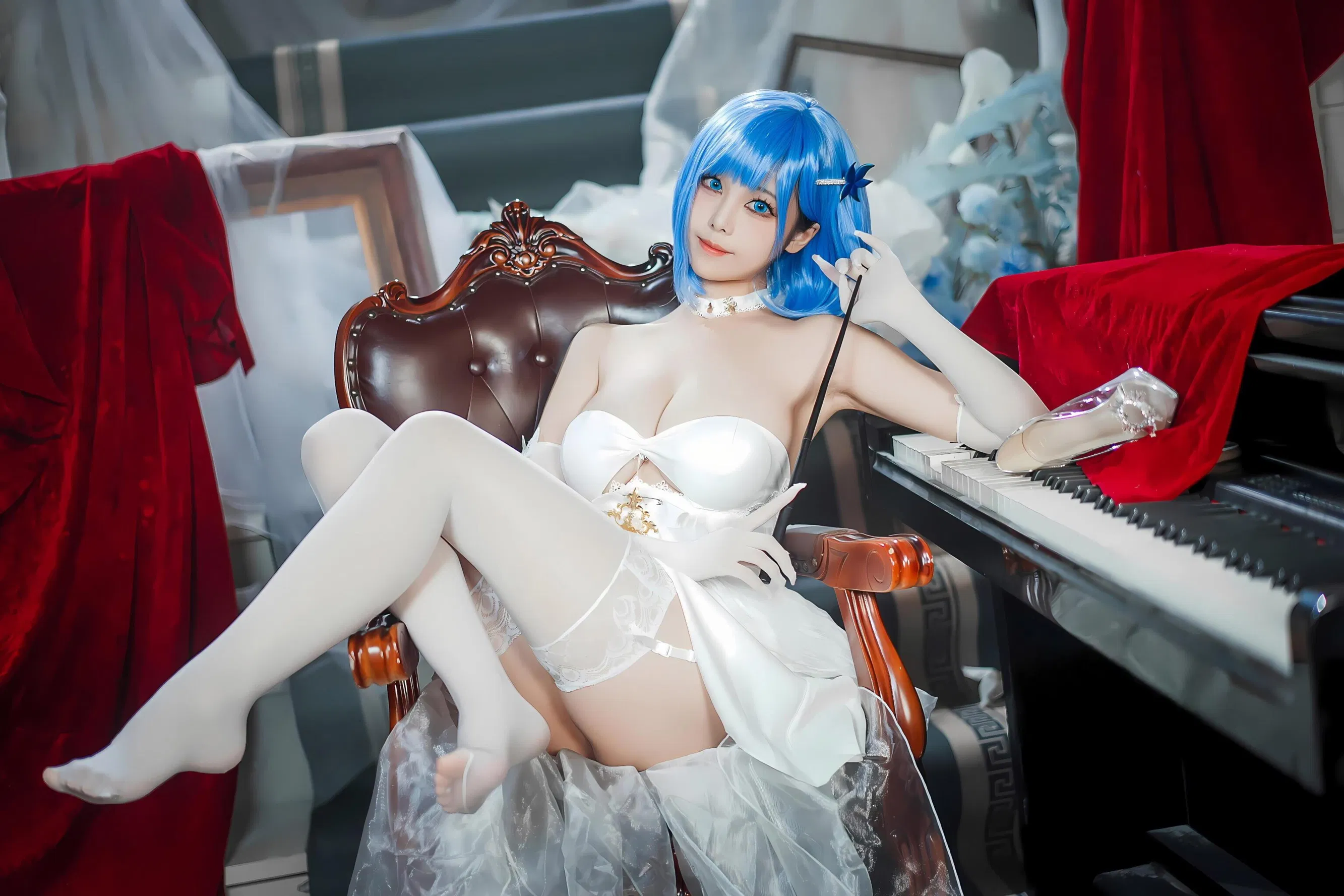 [Cosplay] 蜜汁猫裘 - 碧蓝航线 恰巴耶夫白骑兵