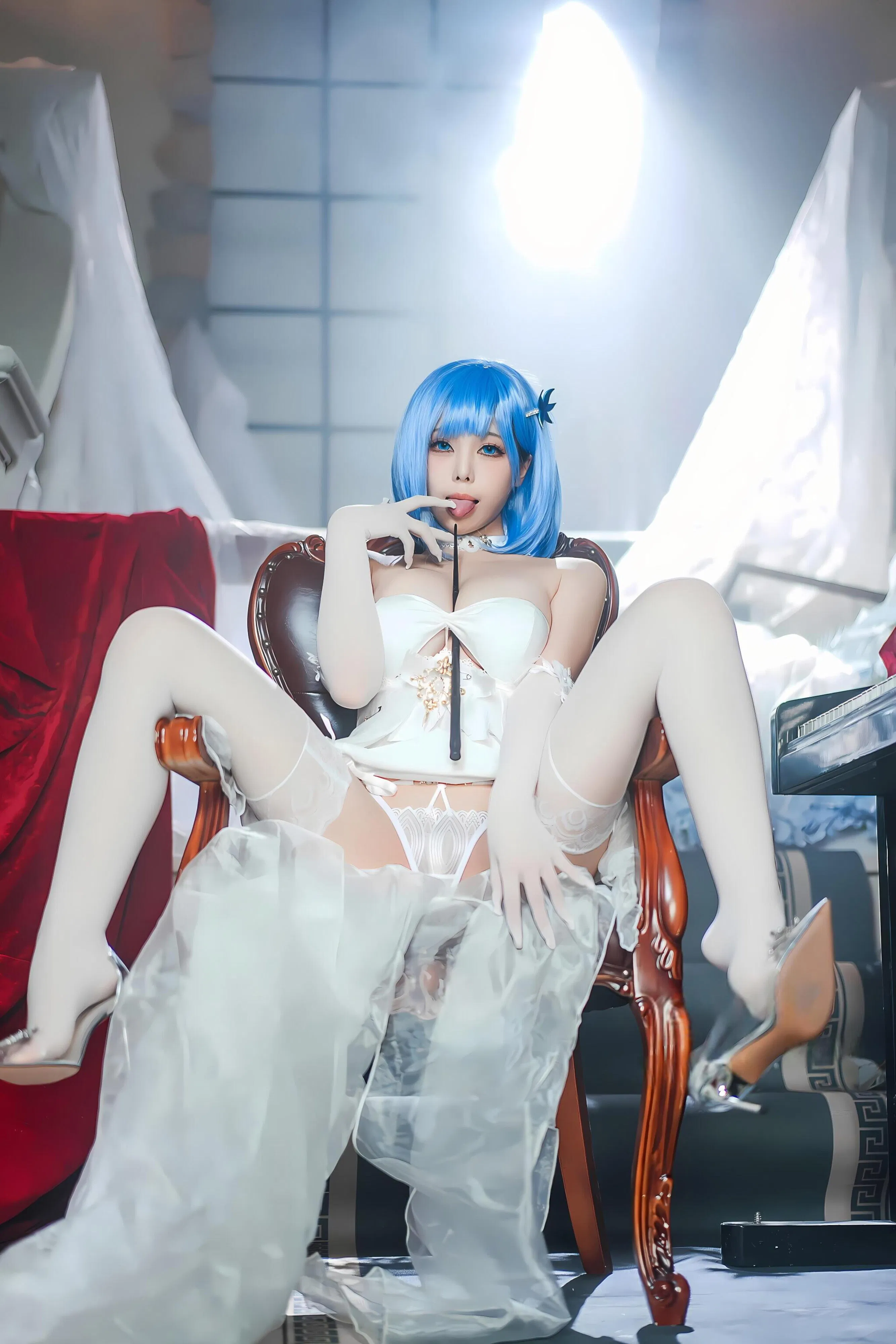 [Cosplay] 蜜汁猫裘 - 碧蓝航线 恰巴耶夫白骑兵