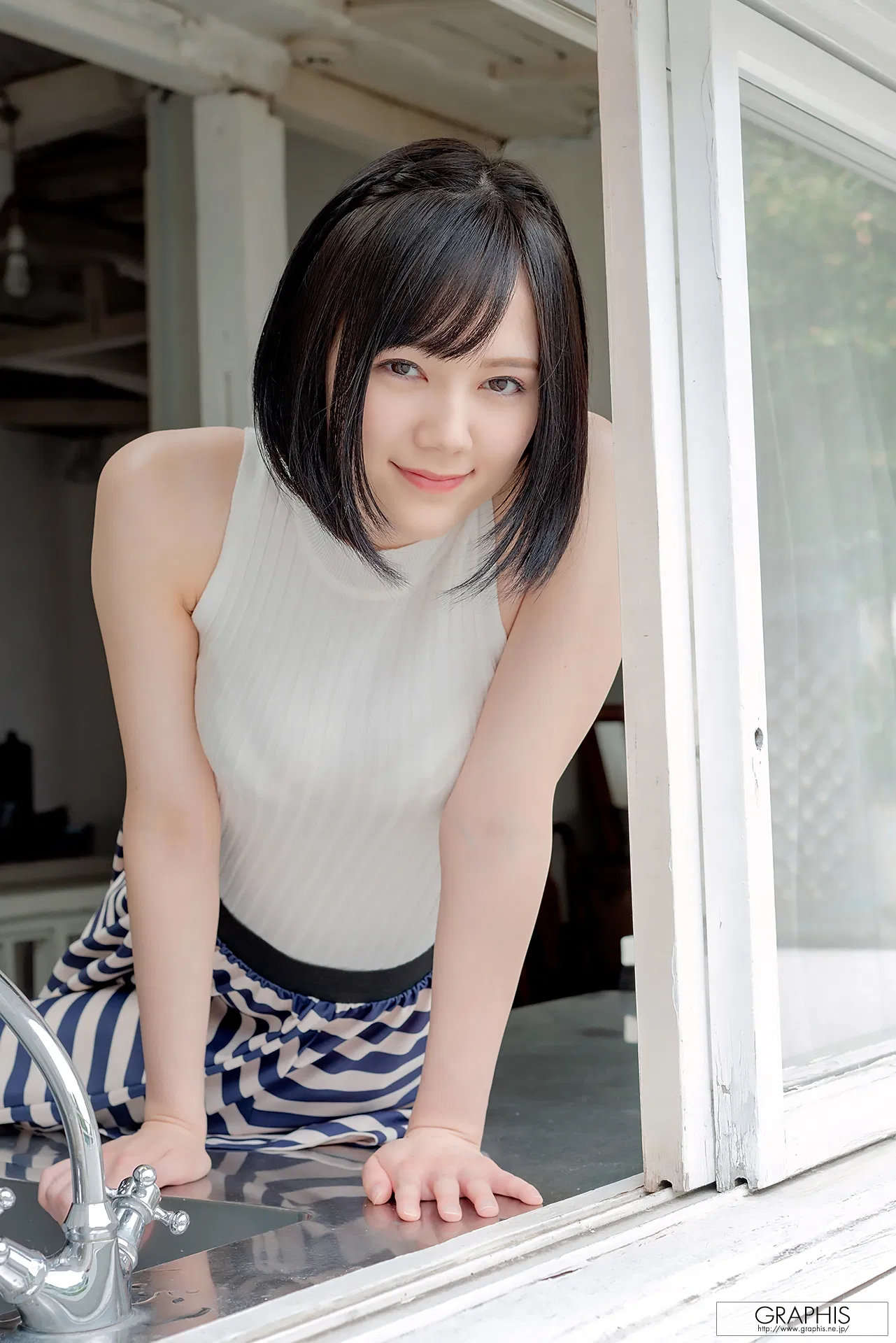 [Graphis] 2019-06-21 Remu Suzumori 涼森れむ 『 First Gravure 』
