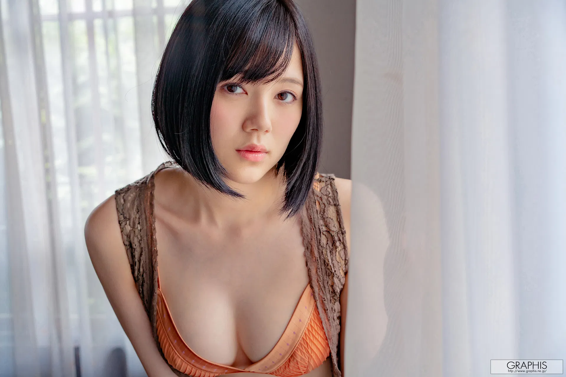 [Graphis] 2019-06-21 Remu Suzumori 涼森れむ 『 First Gravure 』