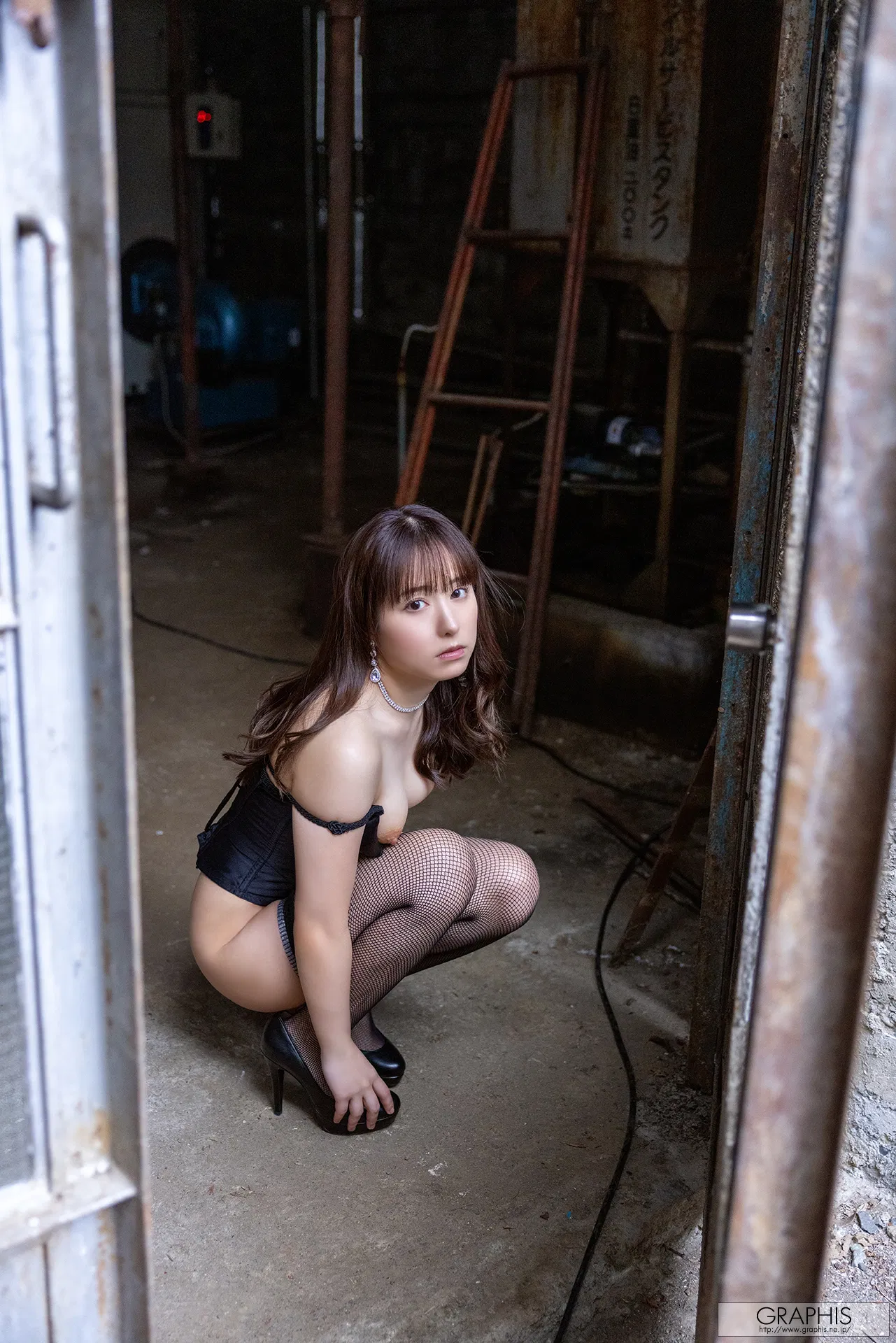 [Graphis] Gals – Ema Yano 矢埜愛茉 Naturally Vol 05