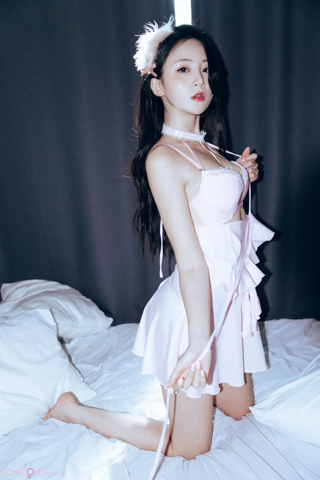Hanseul_ Black Swan