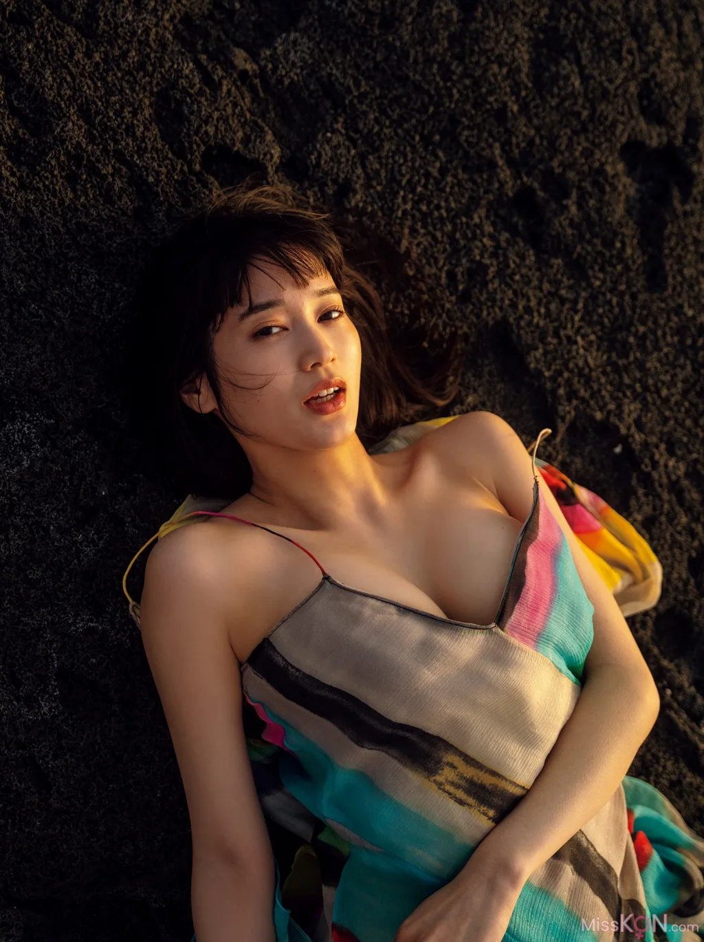 Arisa Deguchi (出口亞梨沙)_ 写真集 Ｅｓｓｅｎｃｅ