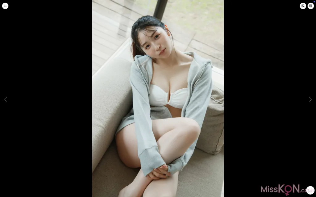 Erika Denya (传谷英里香)_ FRIDAY GOLD 昼下がりの艶めき