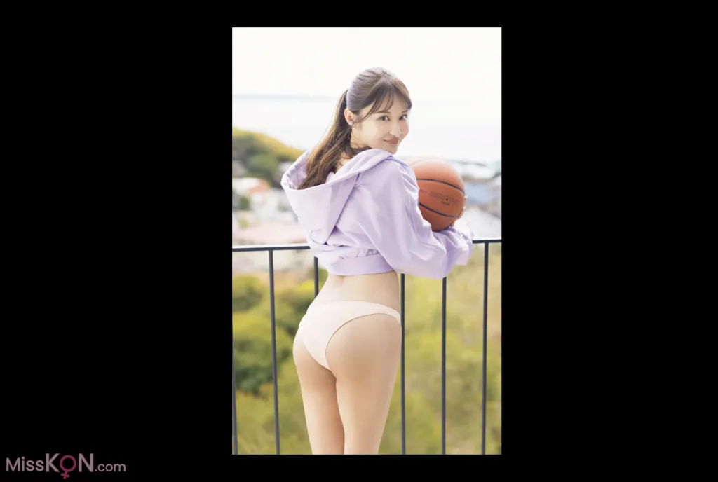 Minori Sasaki (佐々木美乃里)_ FRIDAY GOLD サーキットの女王