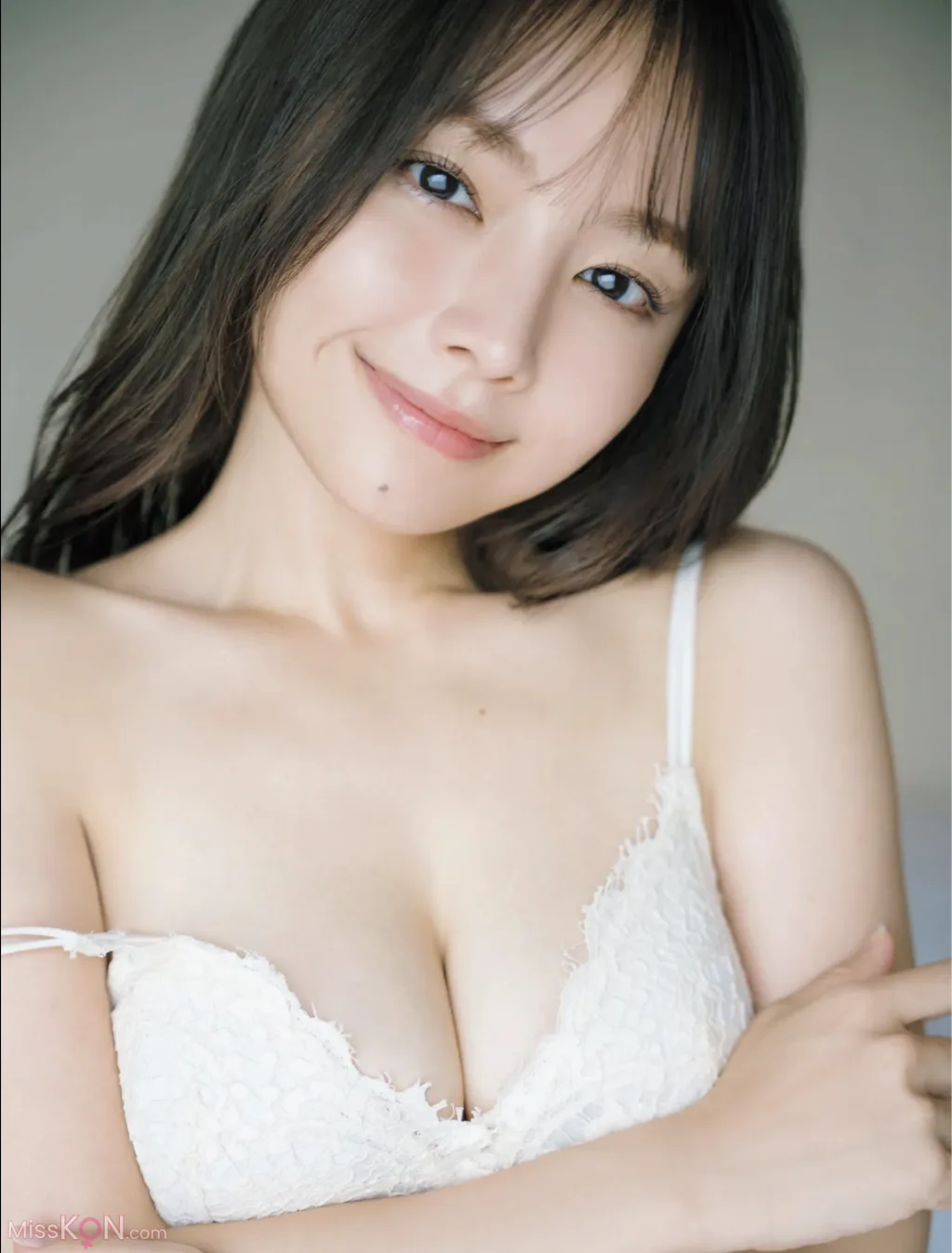 Misao Ueda (上田操)_ FRIDAY GOLD 密会ベッド・イン