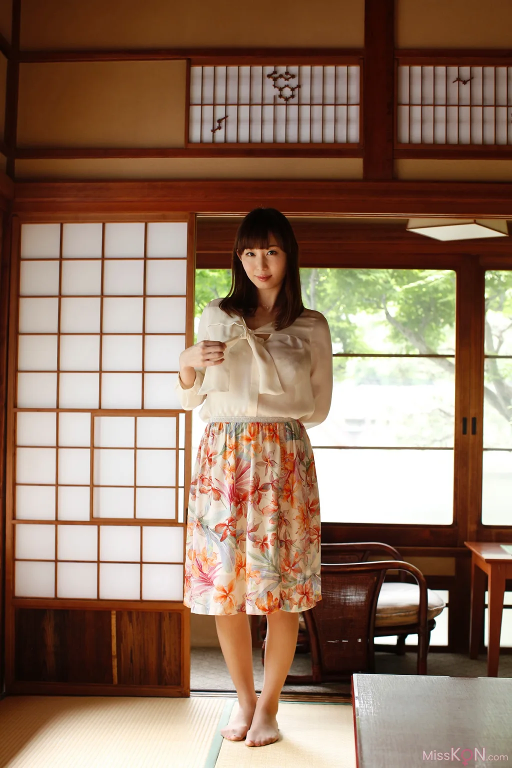 Misumi Shiochi (塩地美澄)_ 周刊现代デジタル写真集 「日本一ＳＥＸＹな美女アナと温泉旅」