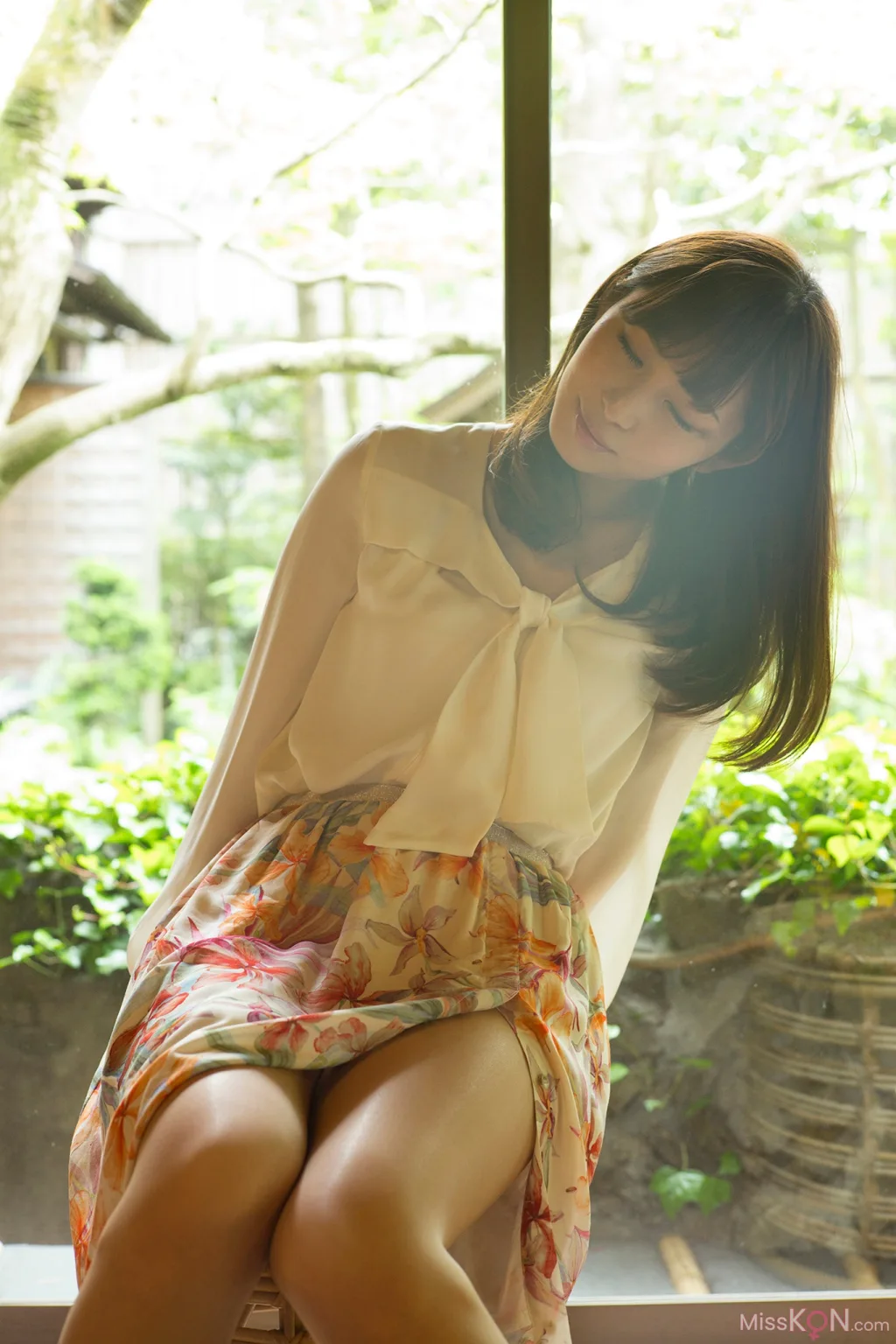 Misumi Shiochi (塩地美澄)_ 週刊現代デジタル写真集 「日本一ＳＥＸＹな美女アナと温泉旅」