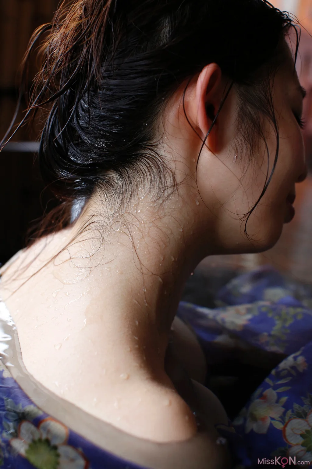 Misumi Shiochi (塩地美澄)_ 週刊現代デジタル写真集 「日本一ＳＥＸＹな美女アナと温泉旅」