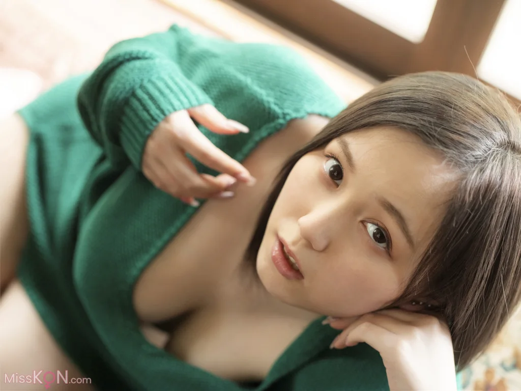 Nene Tanaka (田中ねね)_ グラビア写真集 『気ままな果実』