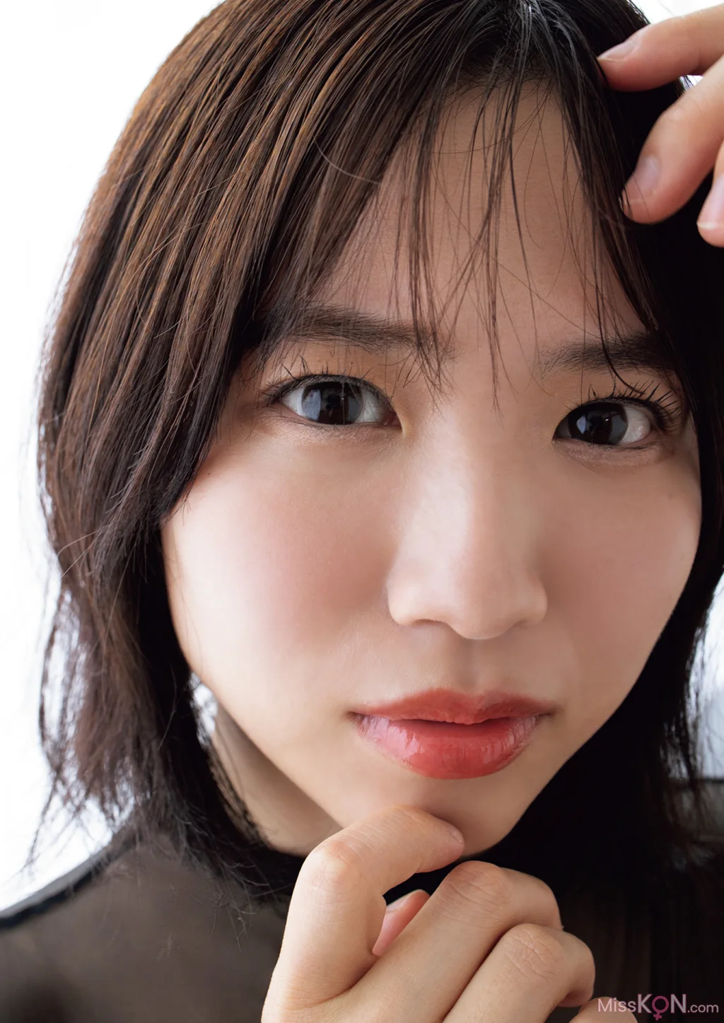 Riko Suzuhara (鈴原りこ)_ 写真集 もっといっぱい、すきになる。