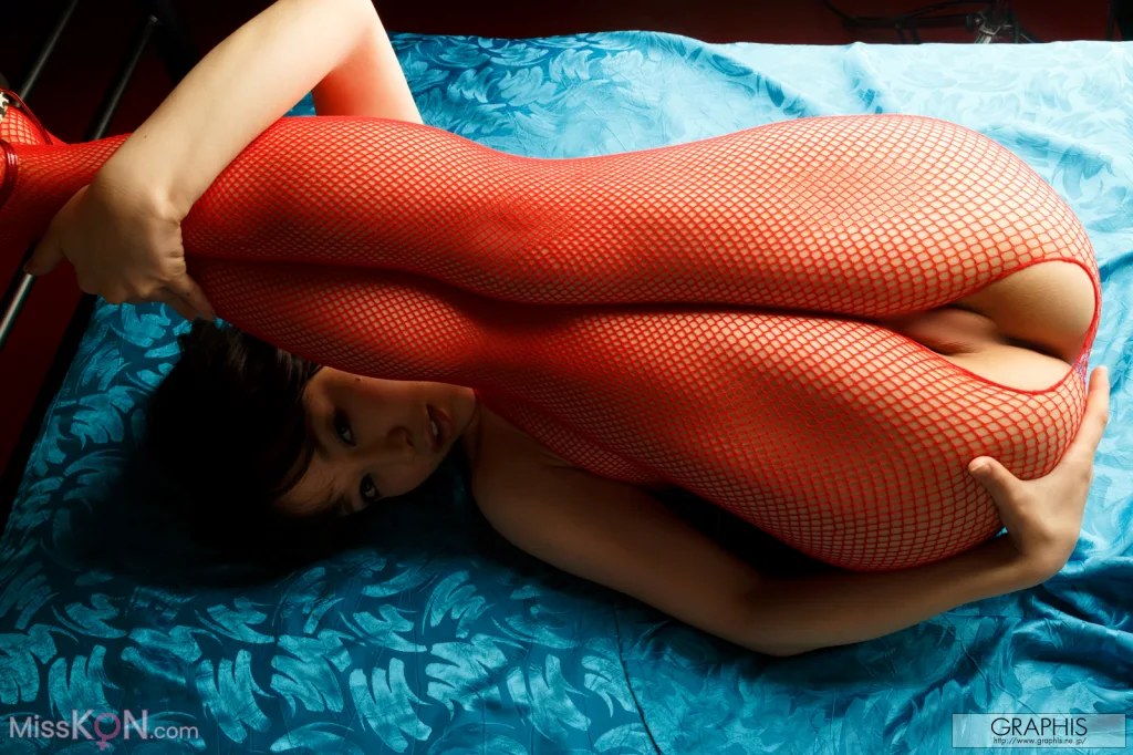 Shinoda Yu (篠田ゆう)_ [Graphis] Feti Style