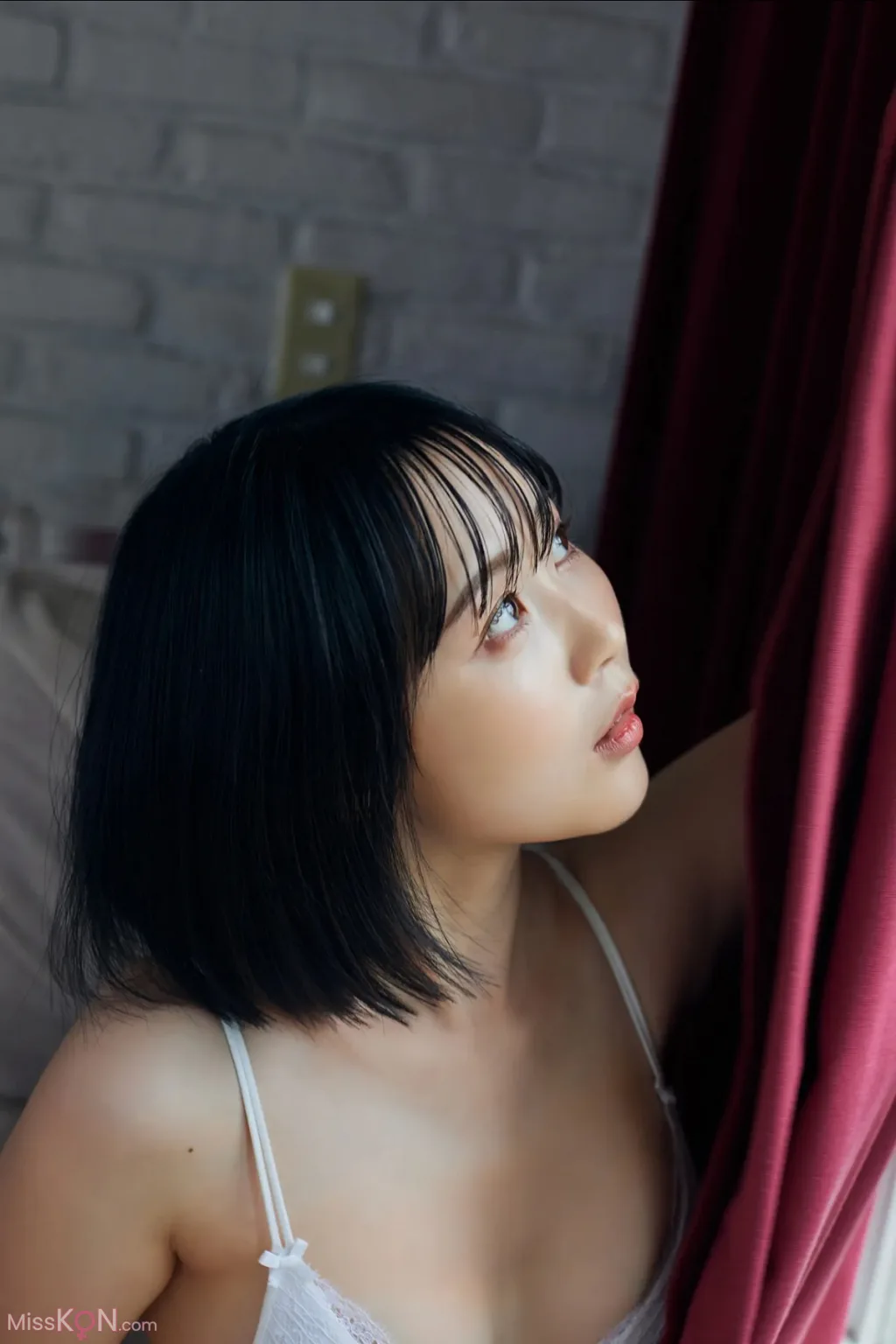 Yuki Yomichi (夜道雪)_ FRIDAYデジタル写真集 ぎゅーってしよ